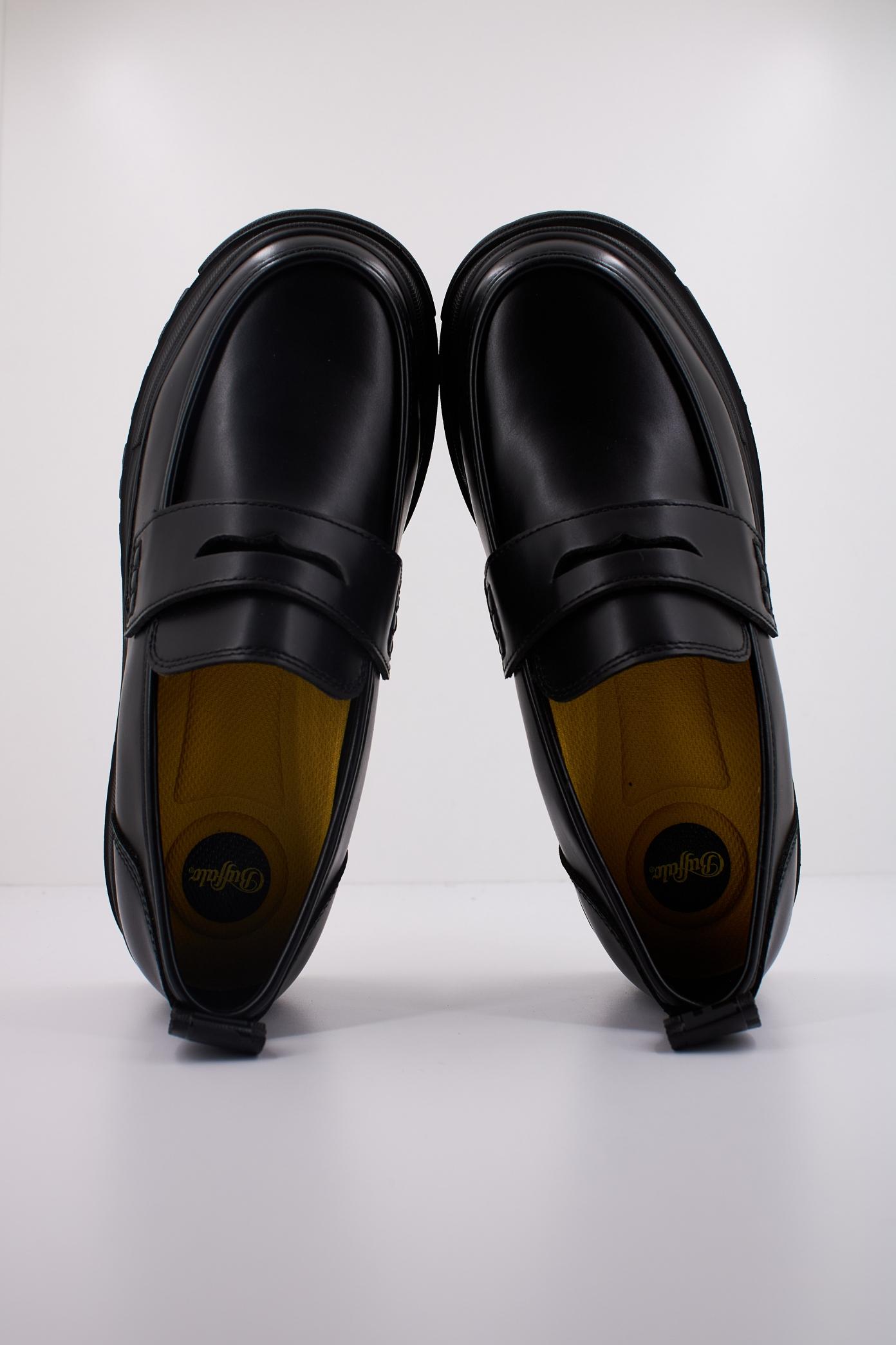BUFFALO ASPHA LOAFER  en color NEGRO  (3)