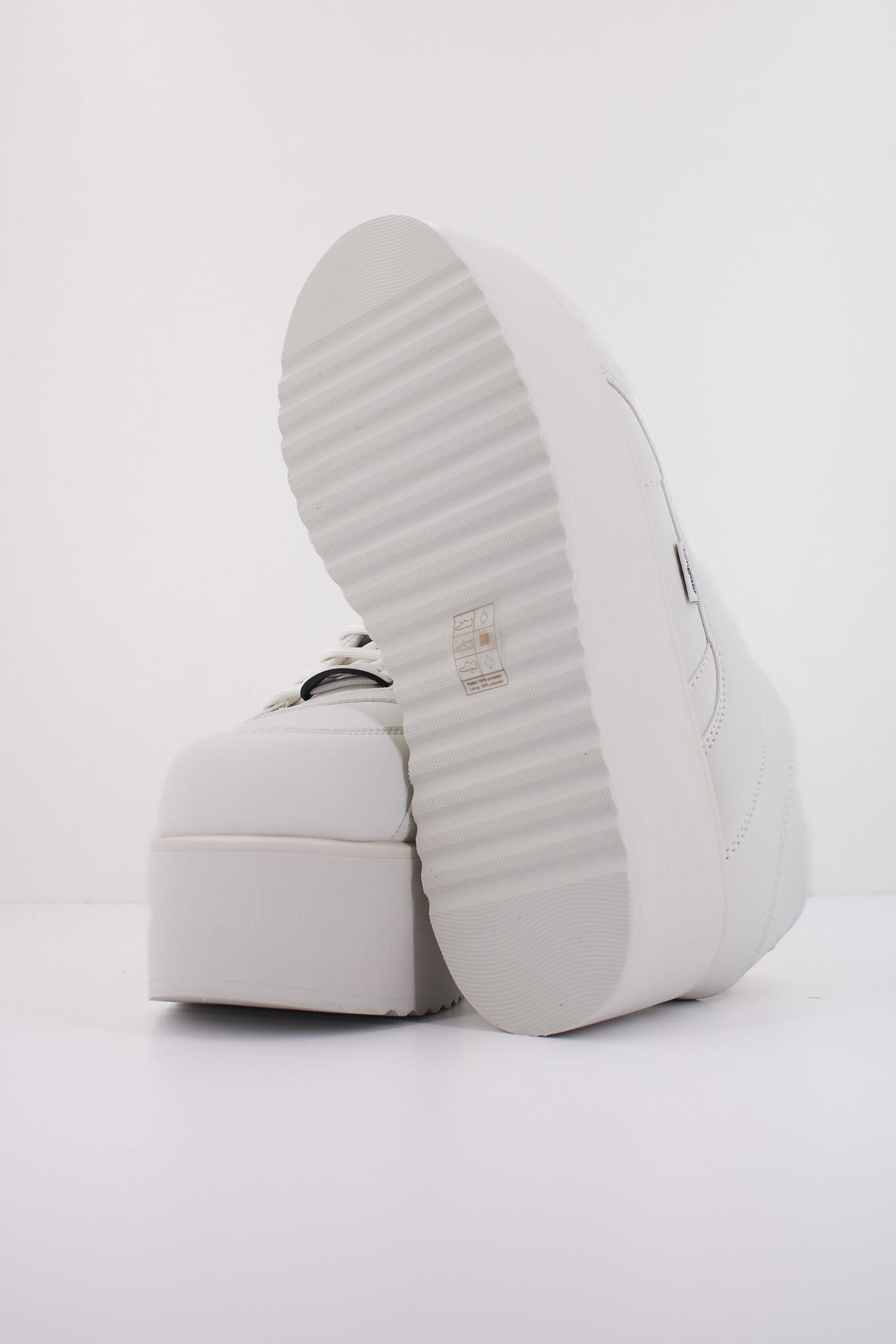 BUFFALO - LO en color BLANCO  (5)