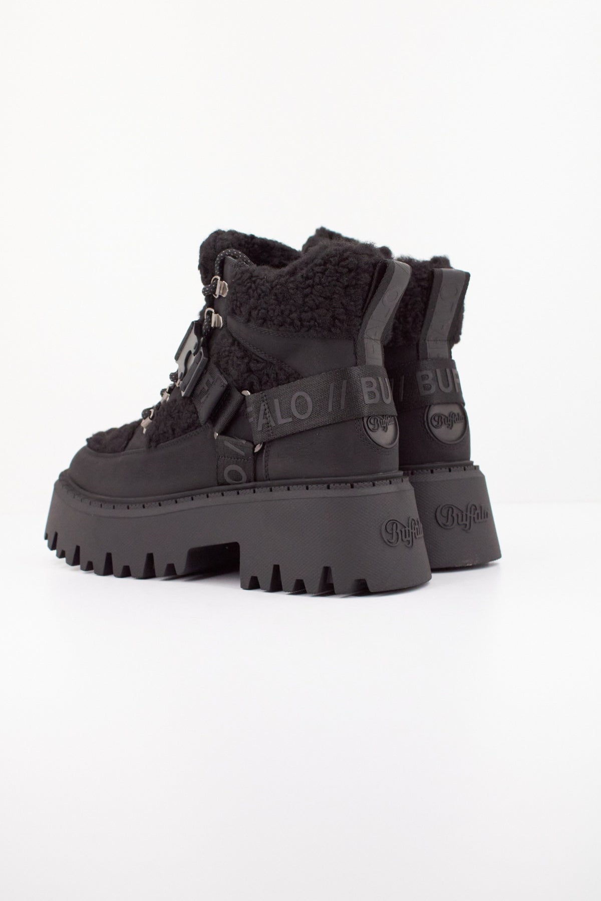 BUFFALO ASPEN COM MID WARM en color NEGRO  (4)