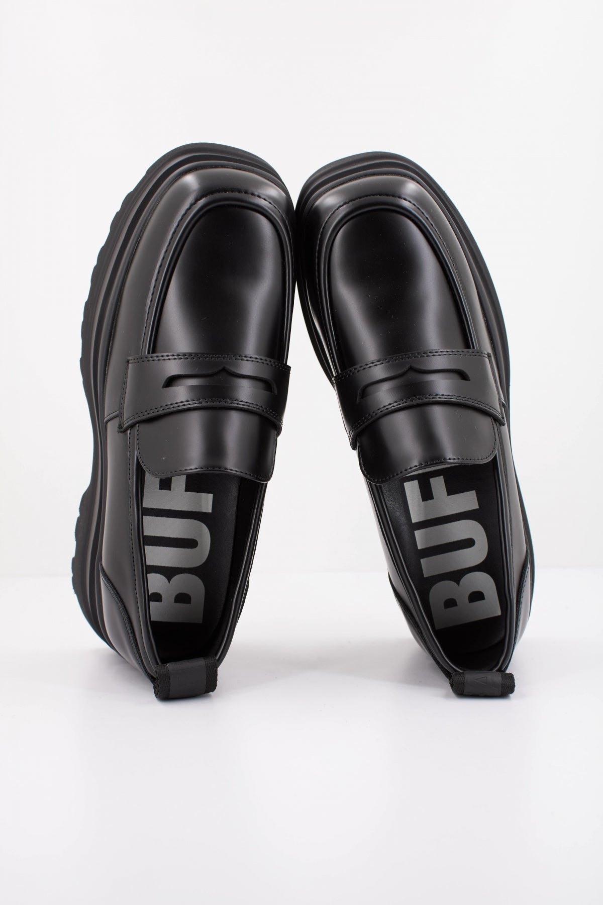 BUFFALO JUPITER LOAFER en color NEGRO  (3)