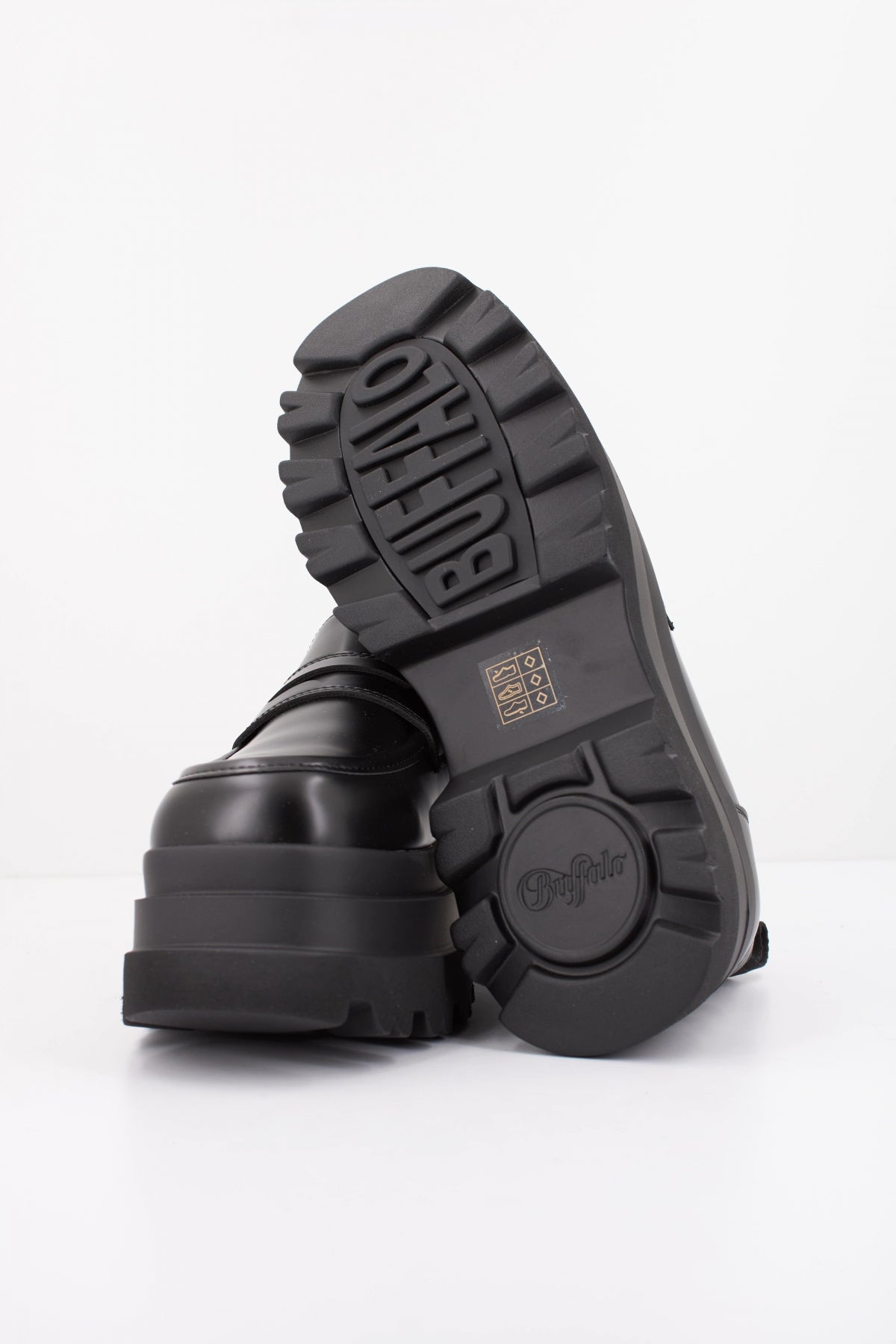 BUFFALO JUPITER LOAFER en color NEGRO  (5)