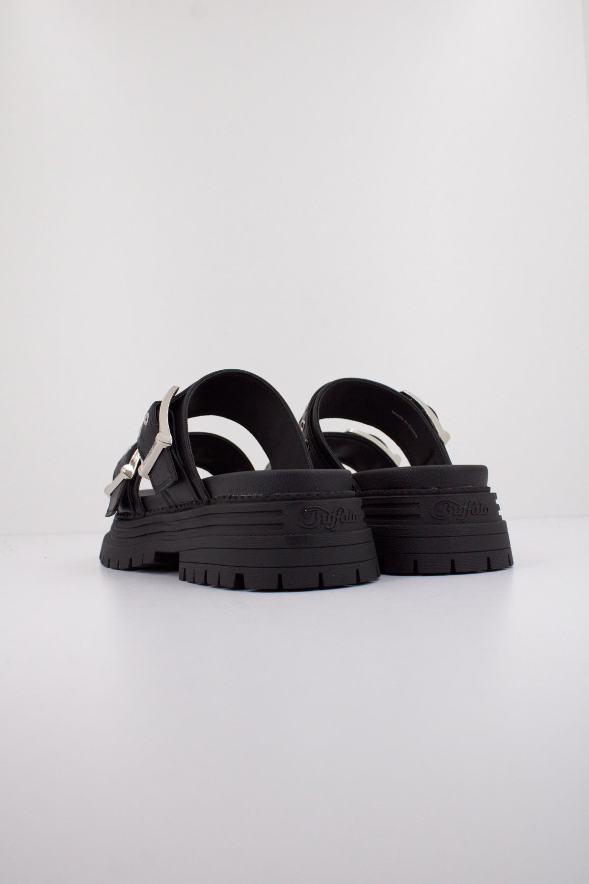 BUFFALO  LENNOX LOOP  en color NEGRO  (4)