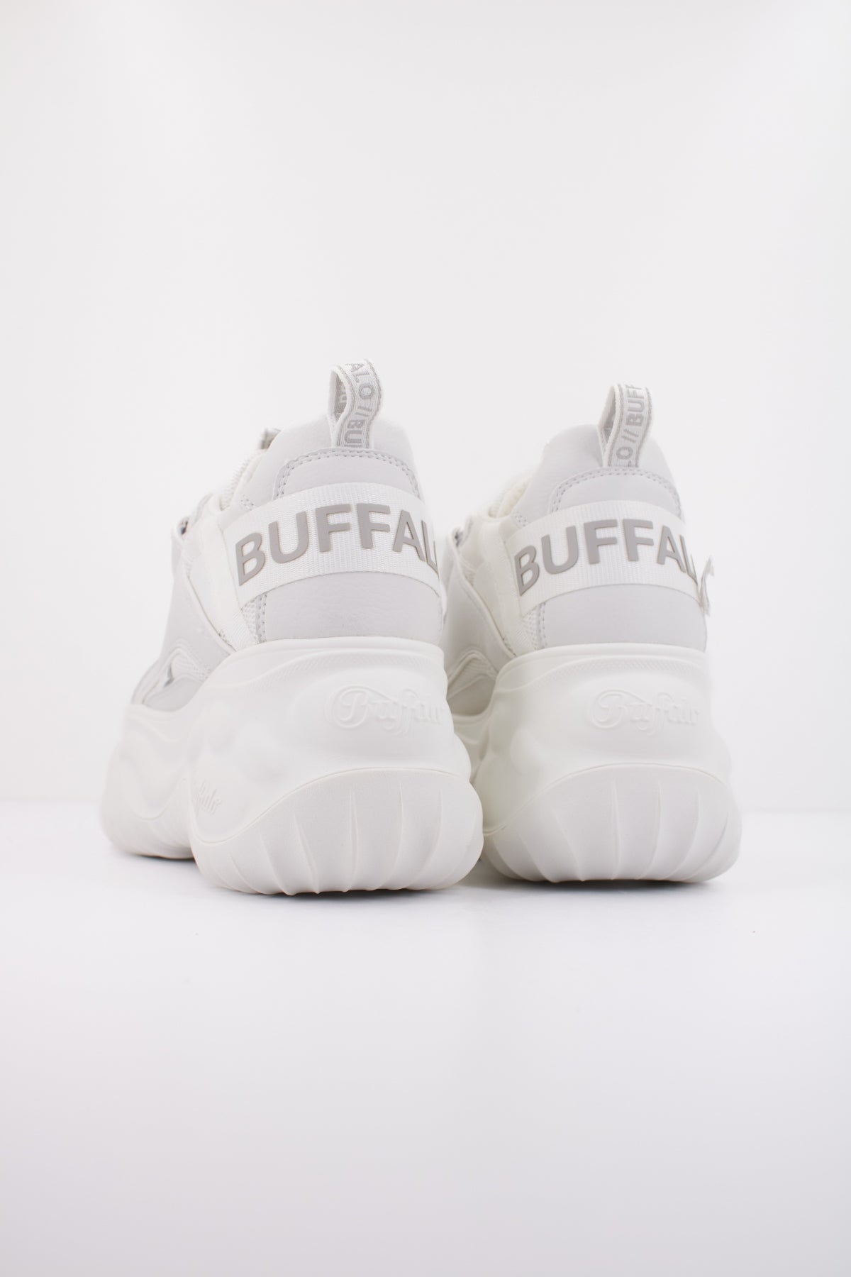 BUFFALO  BLADER MATCHA  en color BLANCO  (4)