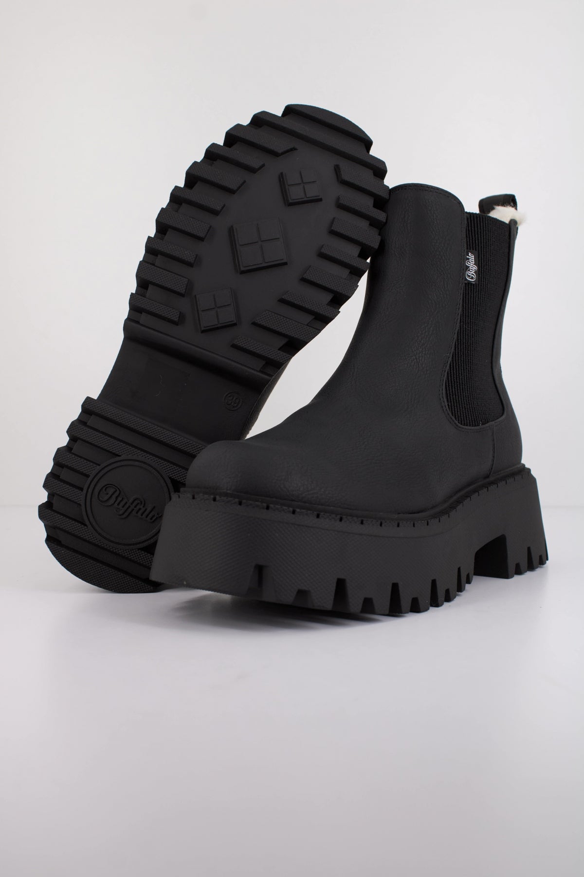 BUFFALO ASPEN CHELSEA WARM en color NEGRO  (4)