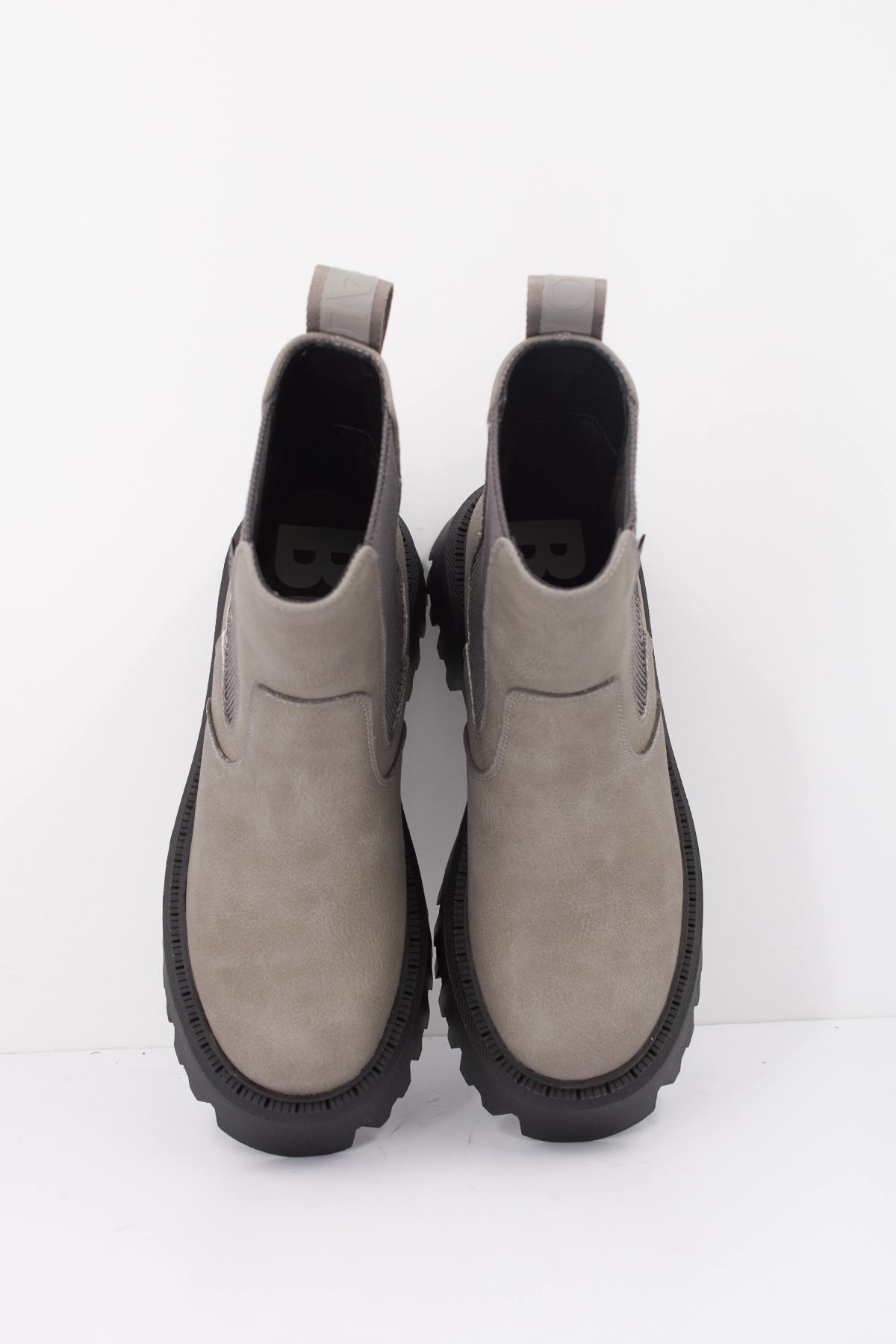 BUFFALO B en color GRIS  (3)