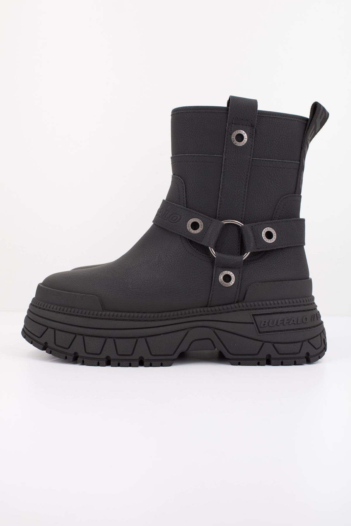 BUFFALO FUSION BIKER MID  en color NEGRO  (1)