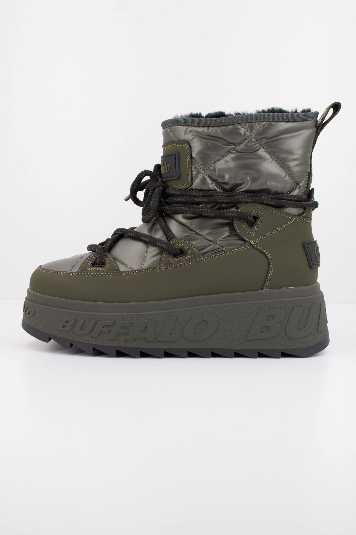 BUFFALO ELIZA SNOW BOOT VEGAN en color VERDE  (1)