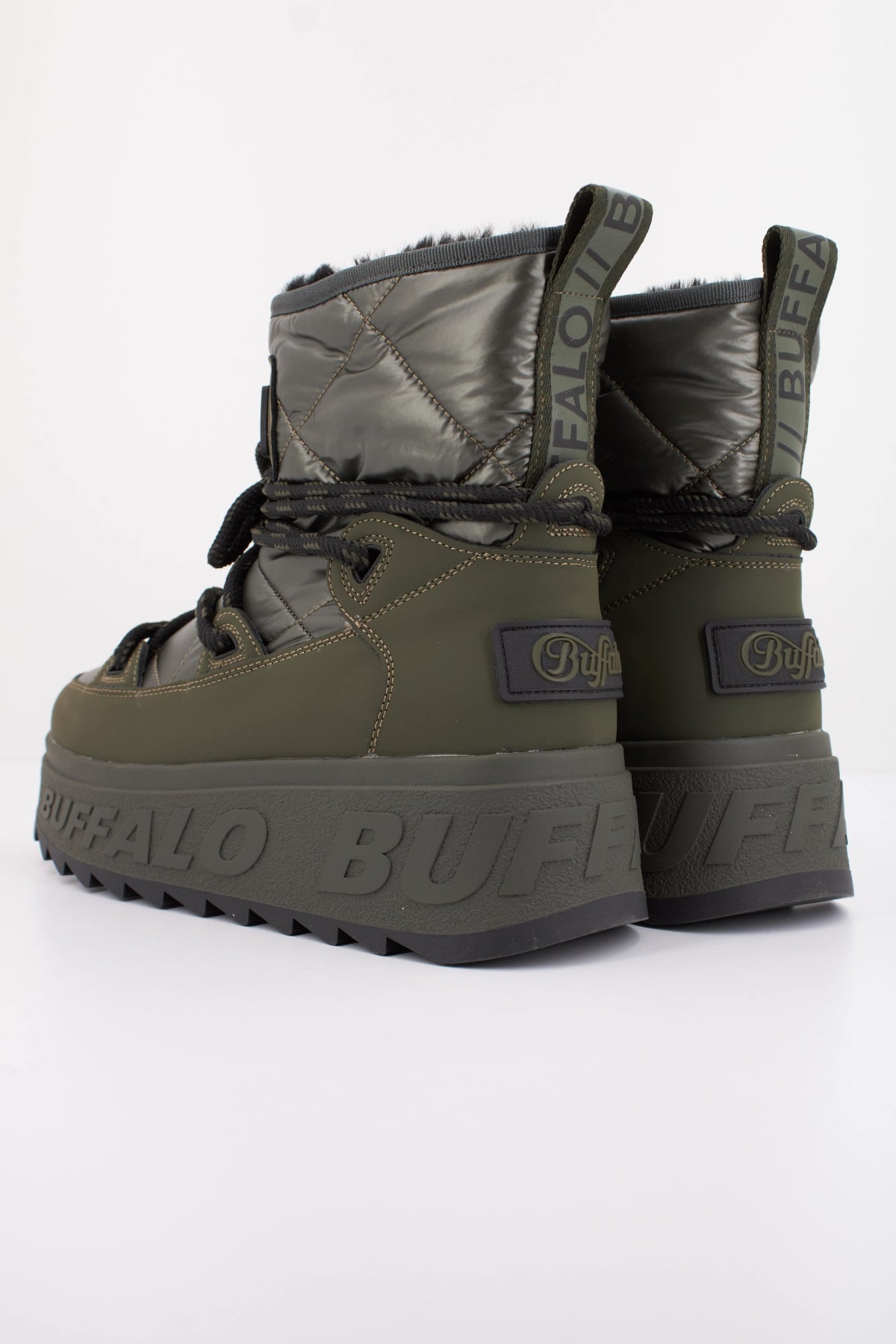 BUFFALO ELIZA SNOW BOOT VEGAN en color VERDE  (4)