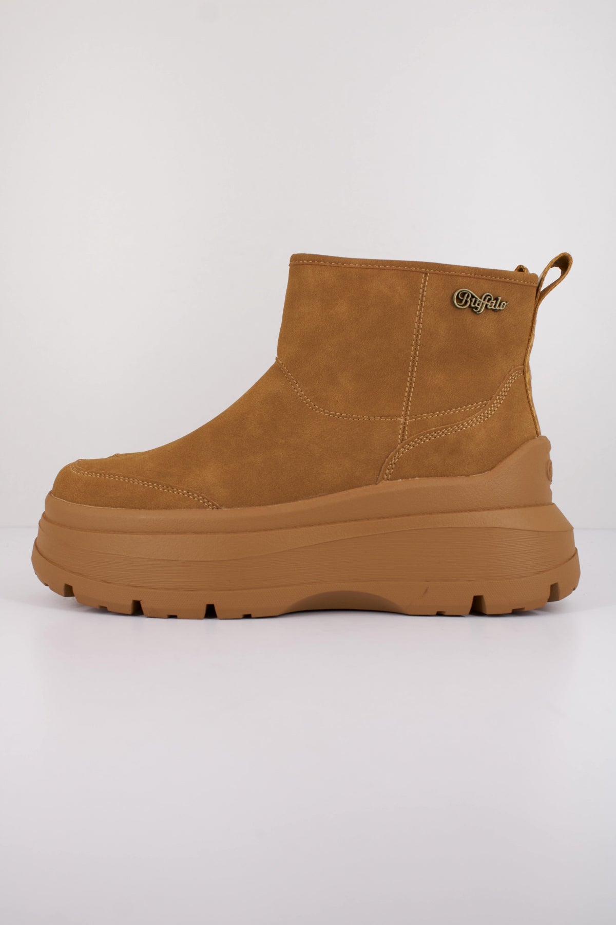 BUFFALO OLYMPIA PULL ON LO WA en color MARRON  (1)