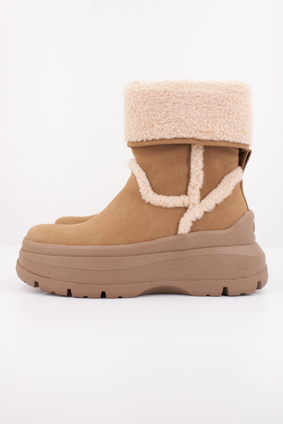BUFFALO OLYMPIA FOLD BOOT WAR en color MARRON CLARO  (1)