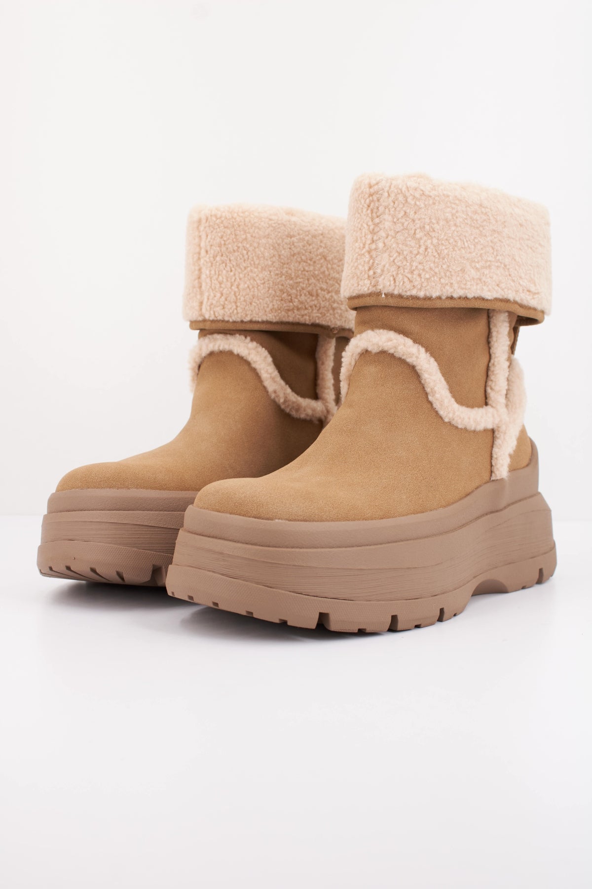 BUFFALO OLYMPIA FOLD BOOT WAR en color MARRON CLARO  (2)