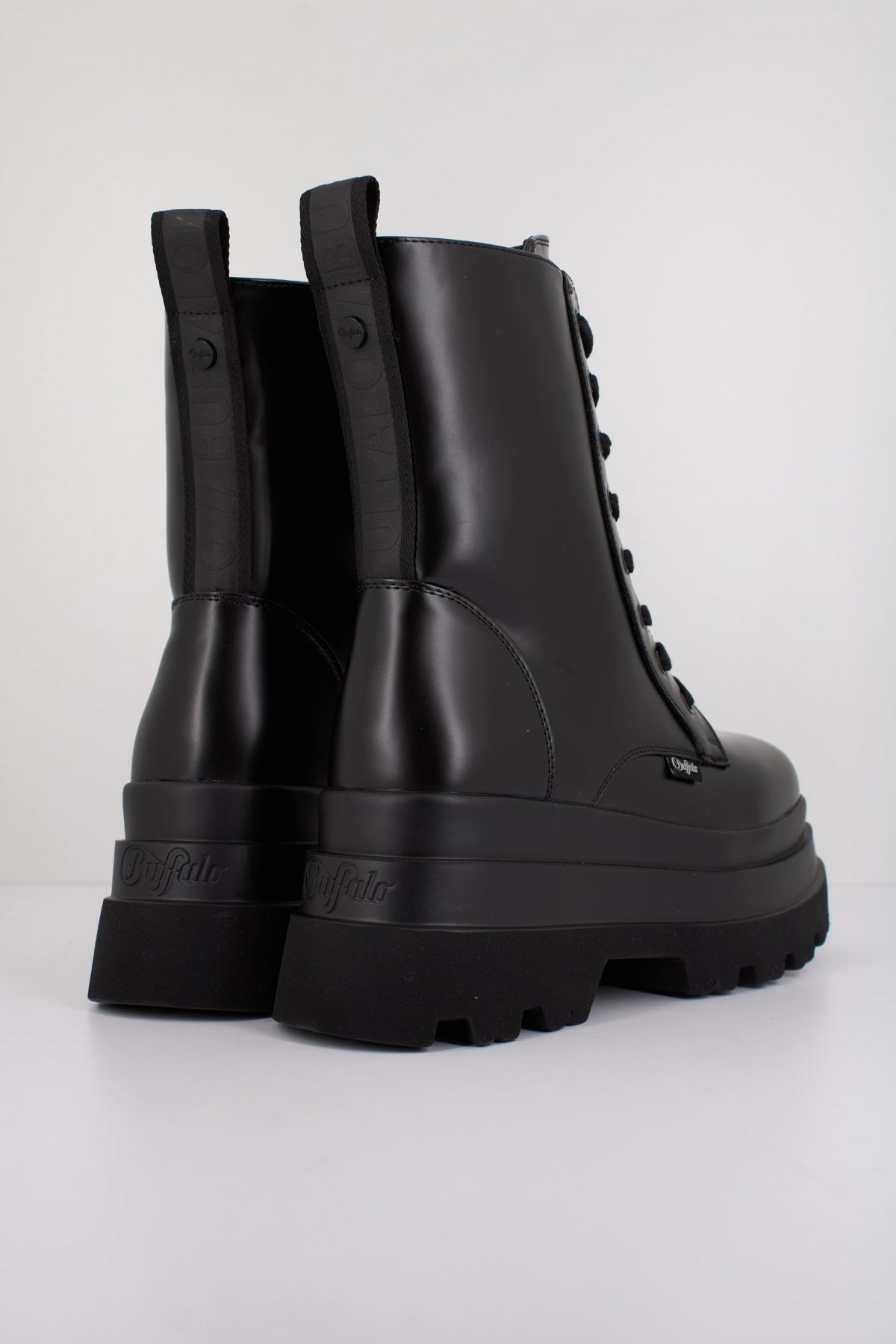 BUFFALO JUPITER LACE UP MID en color NEGRO  (4)