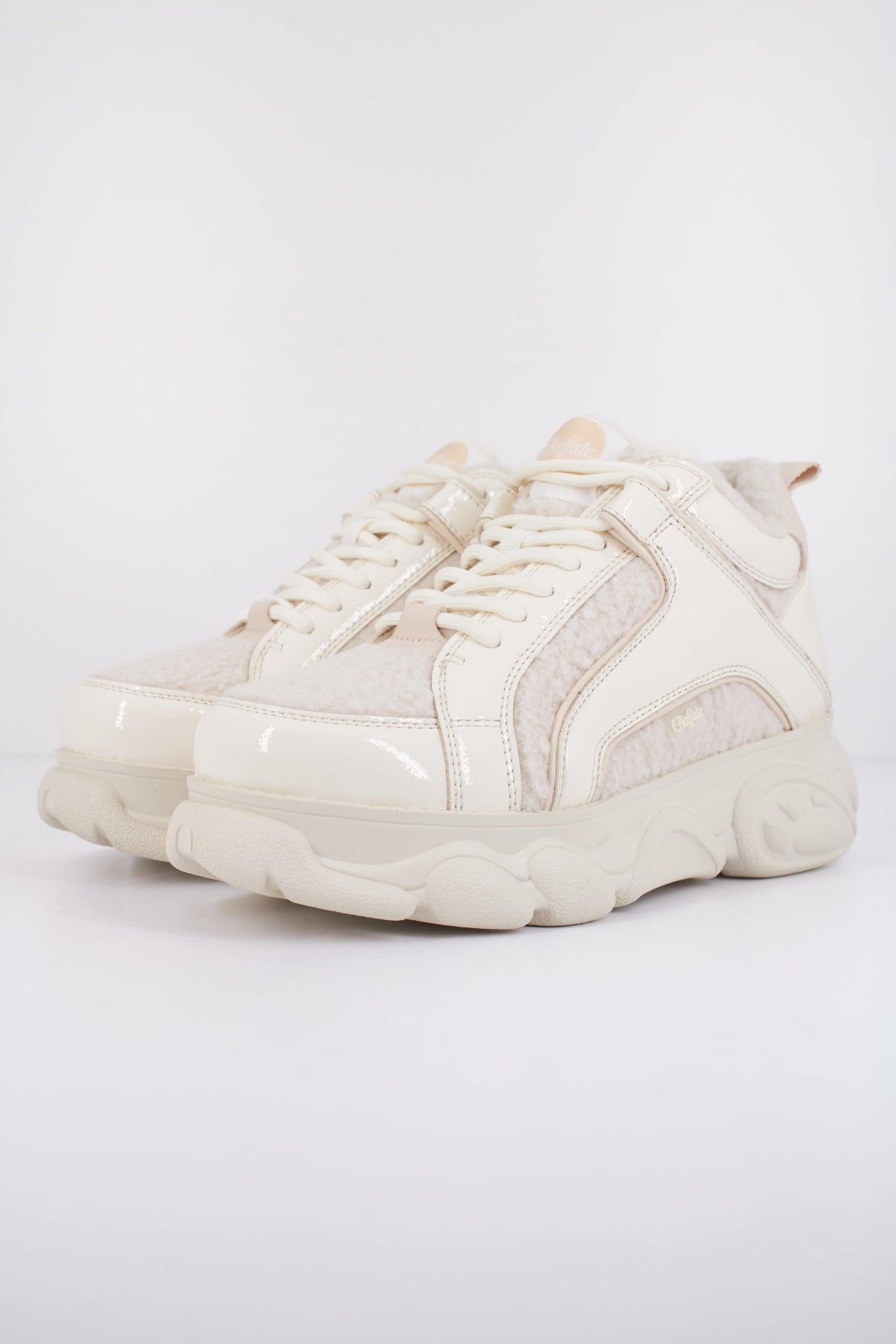 BUFFALO CLD CORIN WARM V en color BEIS  (2)
