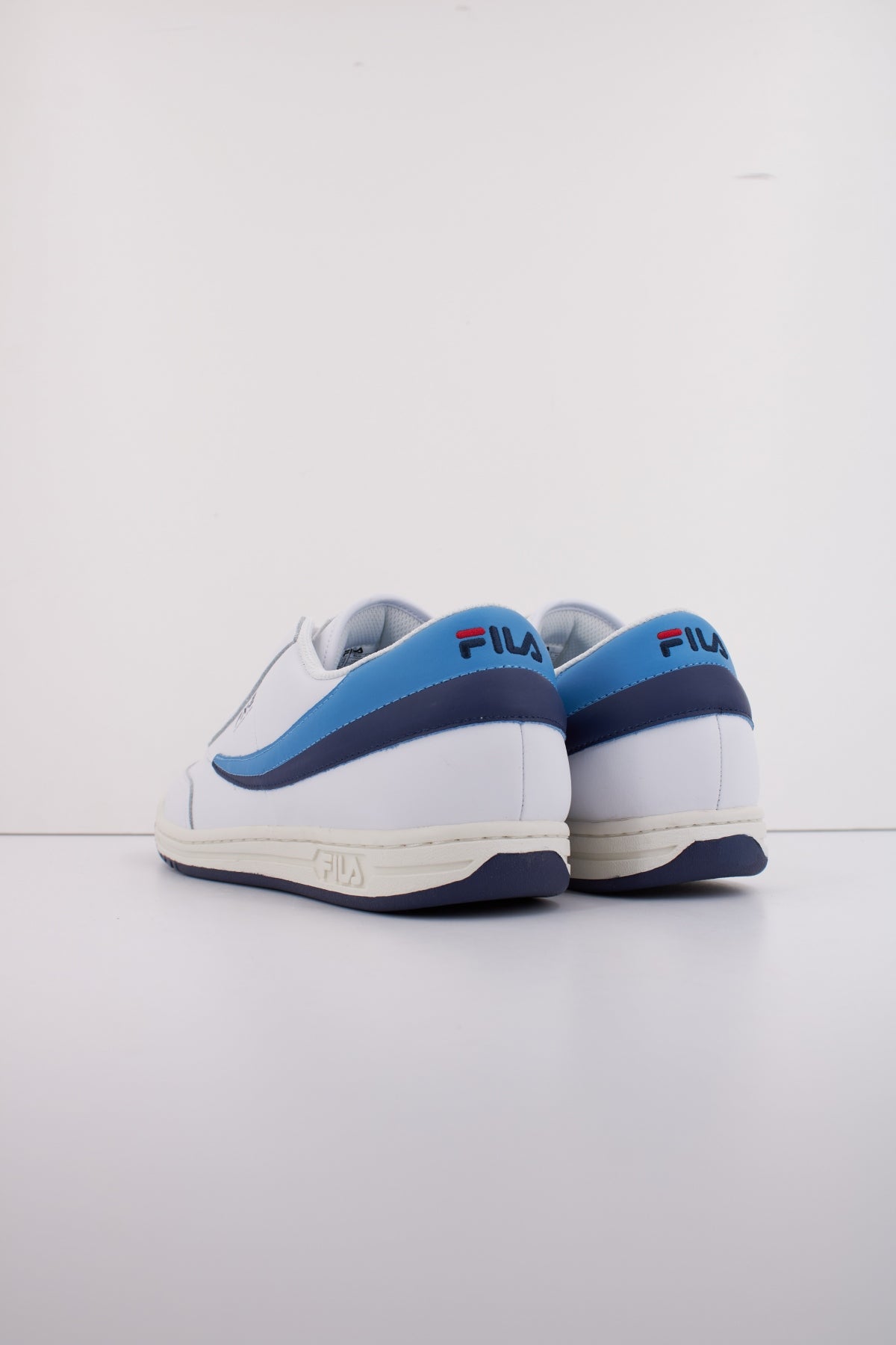 FILA  TENNIS  en color BLANCO  (4)