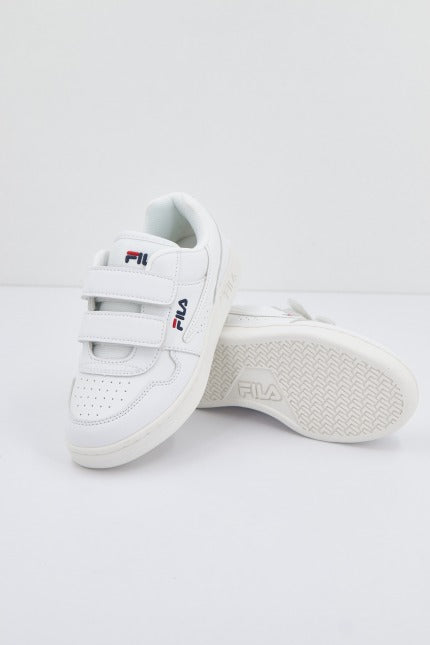 FILA ARCADE en color BLANCO  (1)