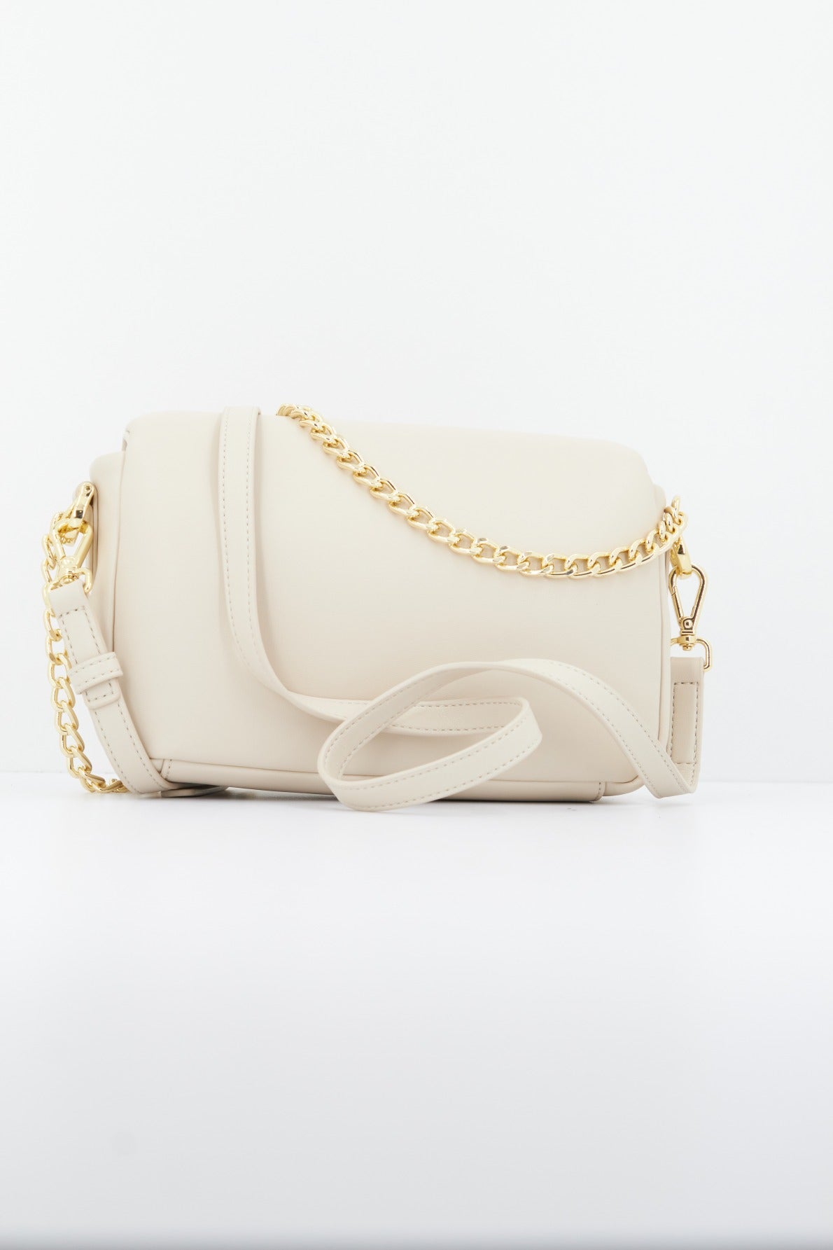 LOVE MOSCHINO JCPPH en color BEIS  (3)