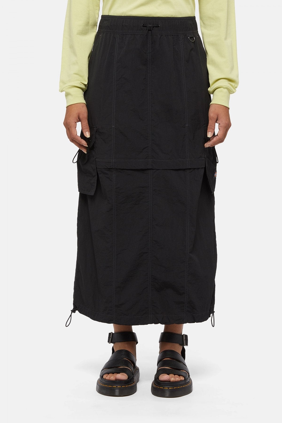 DICKIES JACKSON SKIRT W en color NEGRO  (1)