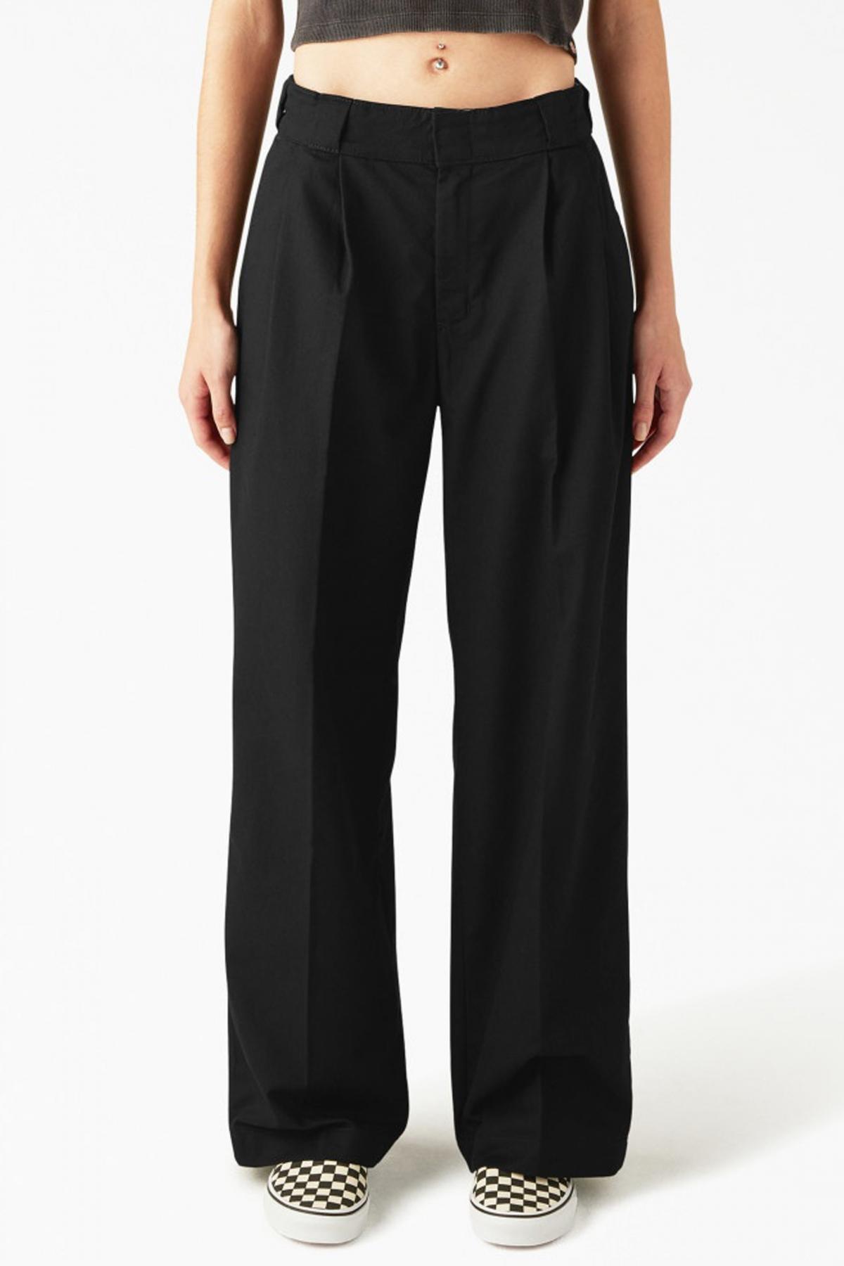 DICKIES PLEATED MULTI POCKET W en color NEGRO  (1)