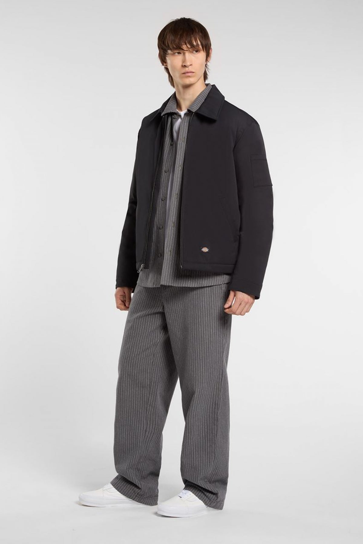 DICKIES EISENHOWER en color NEGRO  (4)
