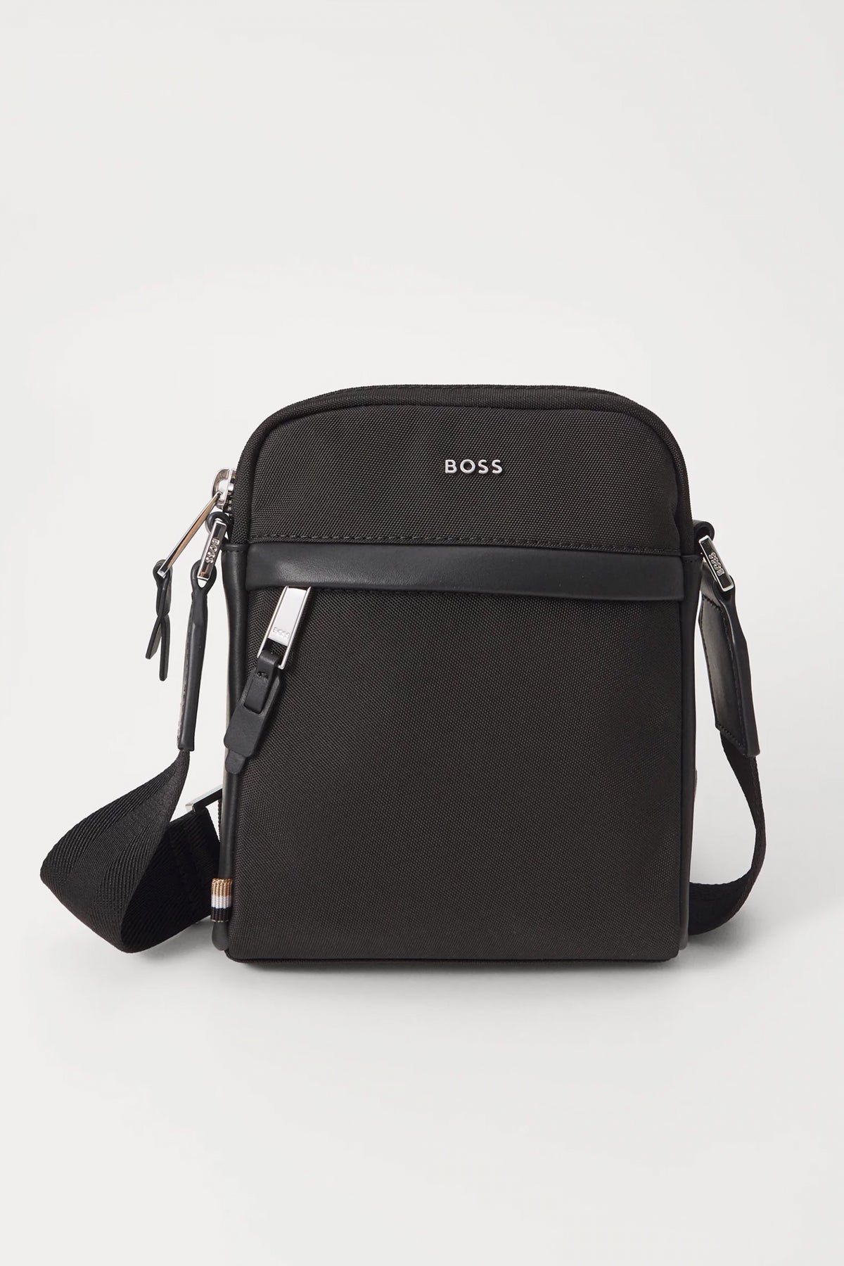 BOSS HIGHWAY N NS ZIP N en color NEGRO  (1)
