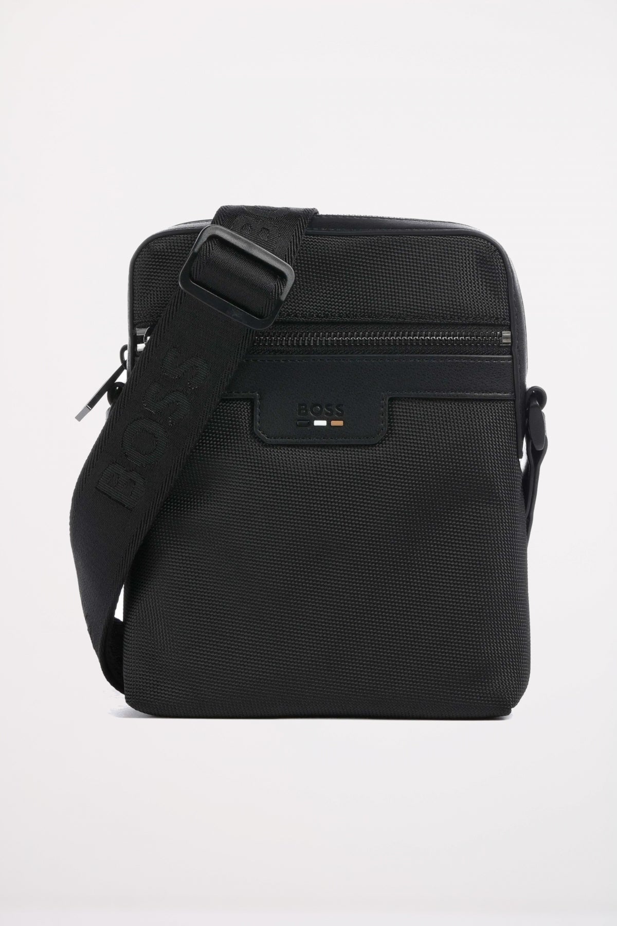 HUGO BOSS RAY N NS ZIP en color NEGRO  (1)