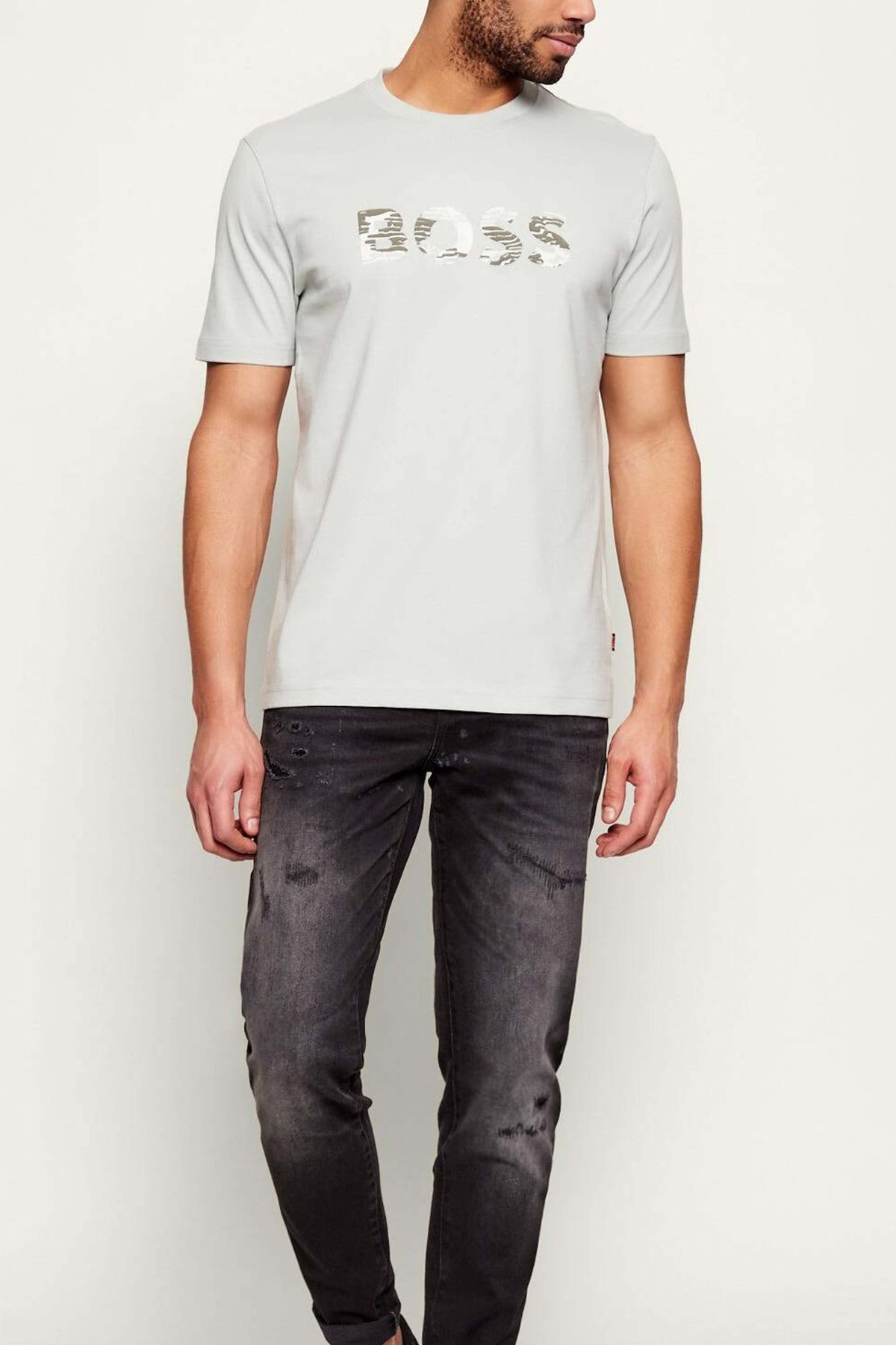 BOSS  TE INSIGNIA  en color GRIS  (3)