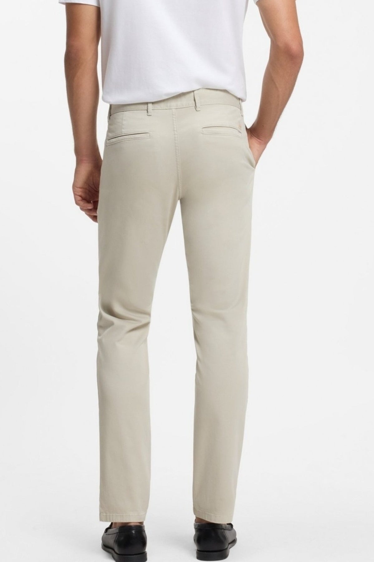 BOSS HB CHINO SLIM en color BEIS  (2)