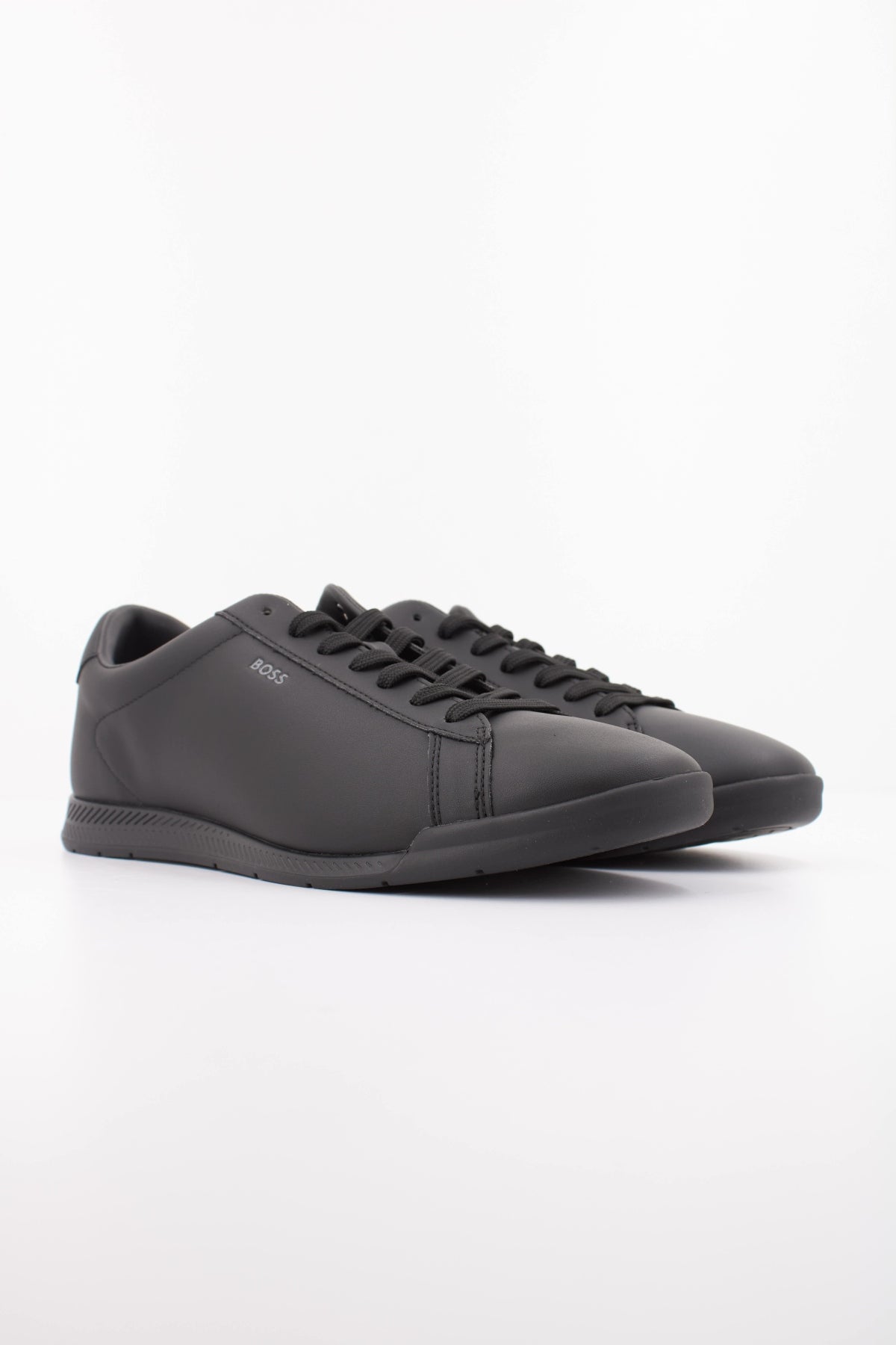 BOSS HB NITAN LOWP en color NEGRO  (2)