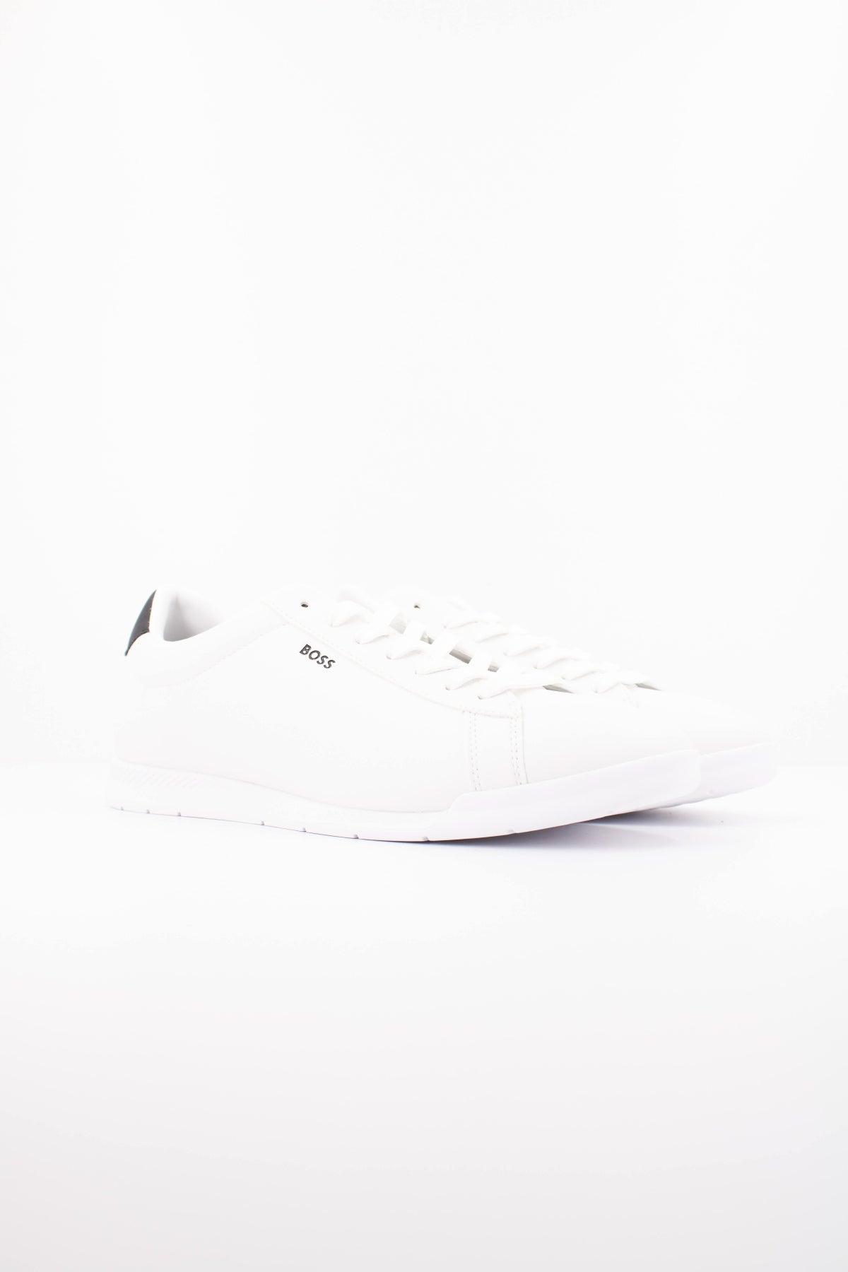 BOSS HB NITAN LOWP en color BLANCO  (2)