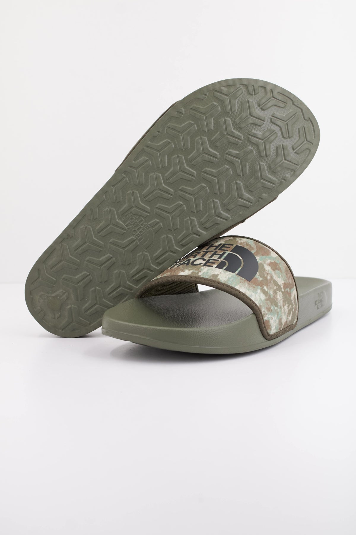 THE NORTH FACE PALA M BASECAMP SLIDE en color VERDE  (5)