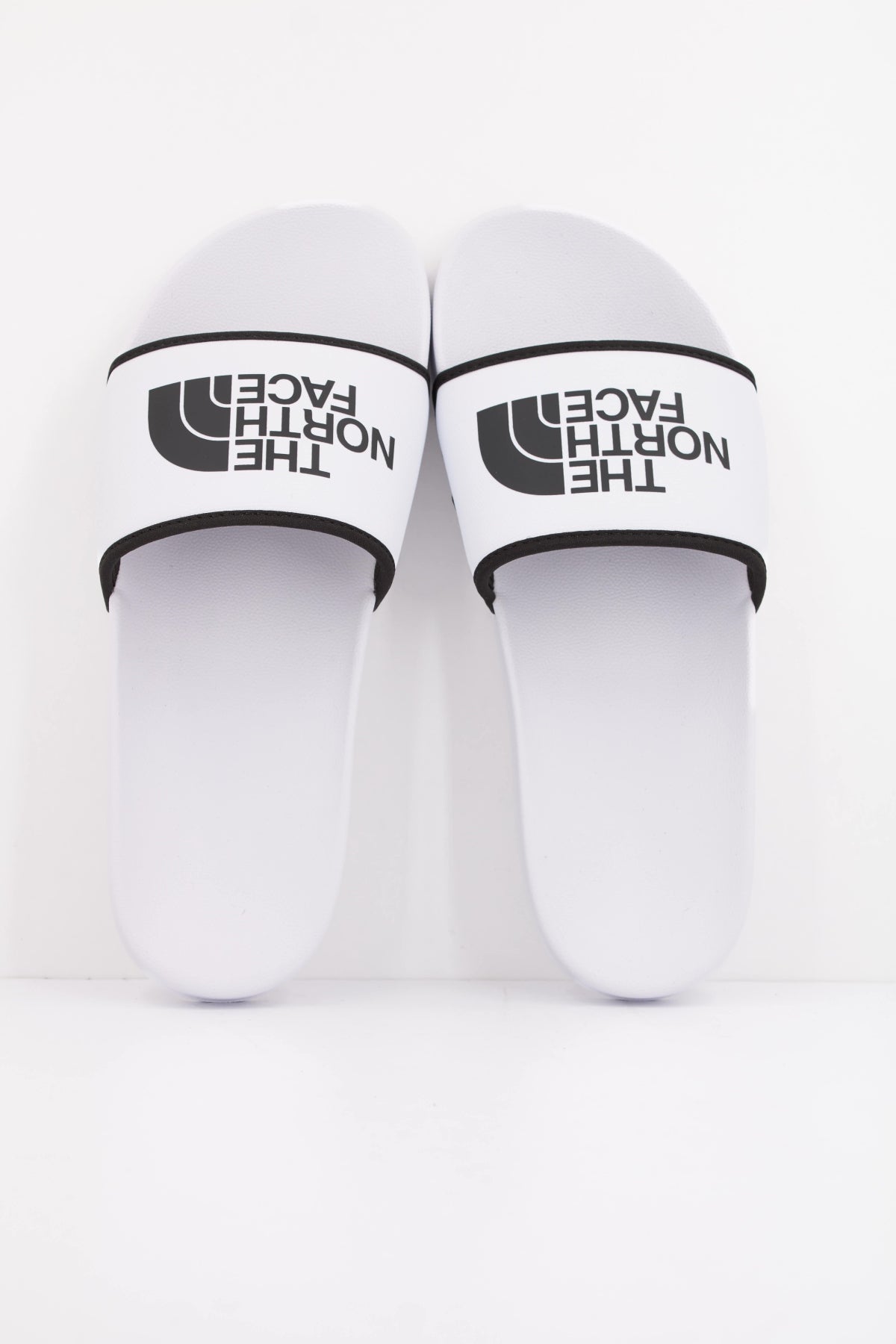 THE NORTH FACE PALA M BASECAMP SLIDE en color BLANCO  (3)