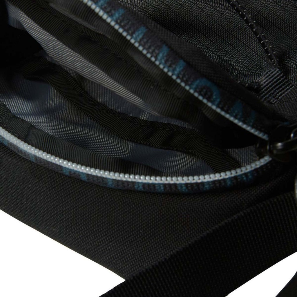 THE NORTH FACE NFAUCIO  en color NEGRO  (6)