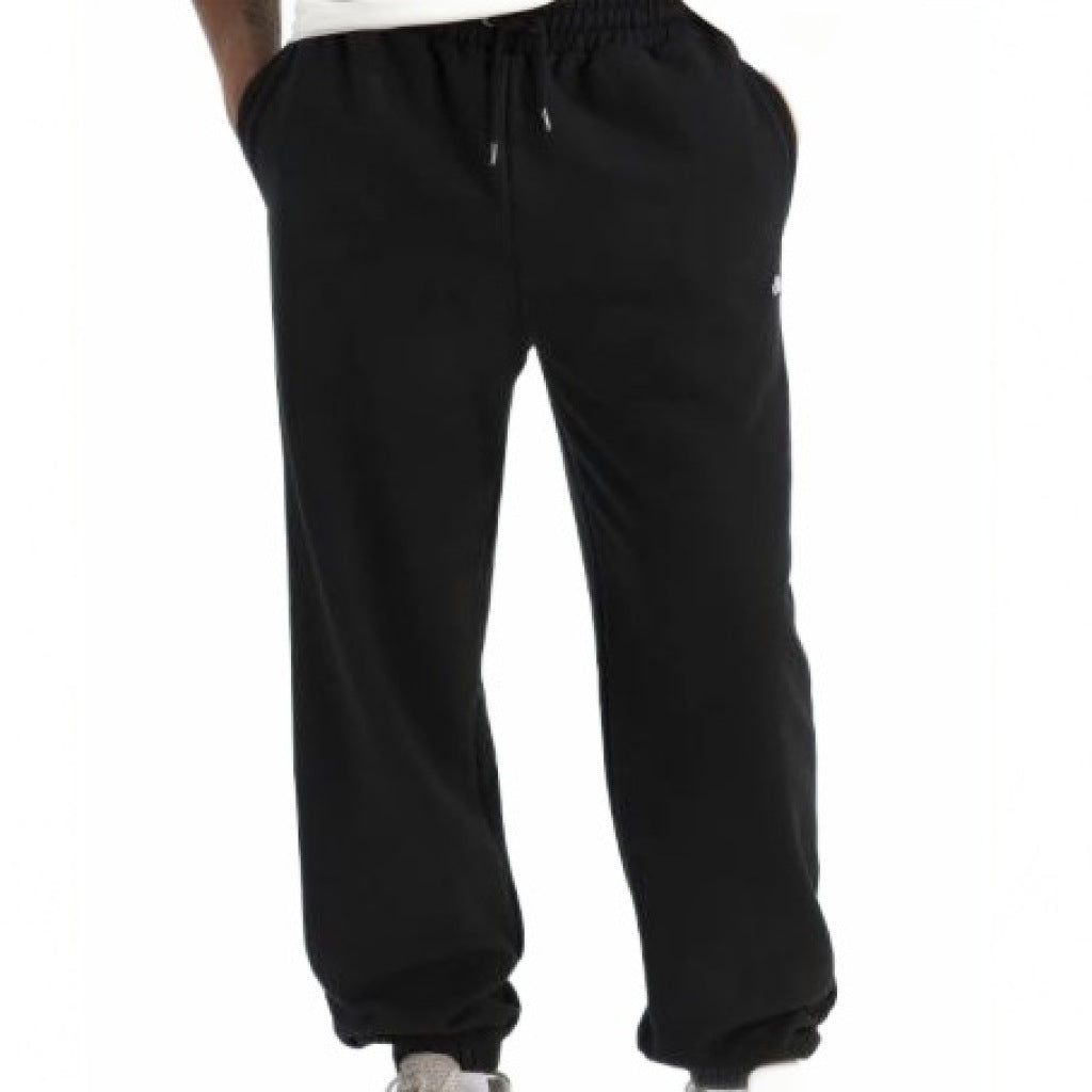 THE NORTH FACE M ESS SD RLX PANT en color NEGRO  (4)