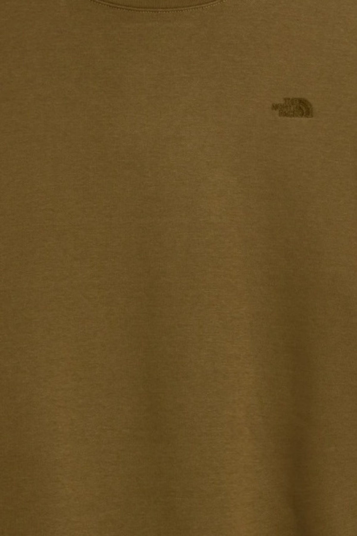 THE NORTH FACE M ESS SD RLX CREW en color VERDE  (3)