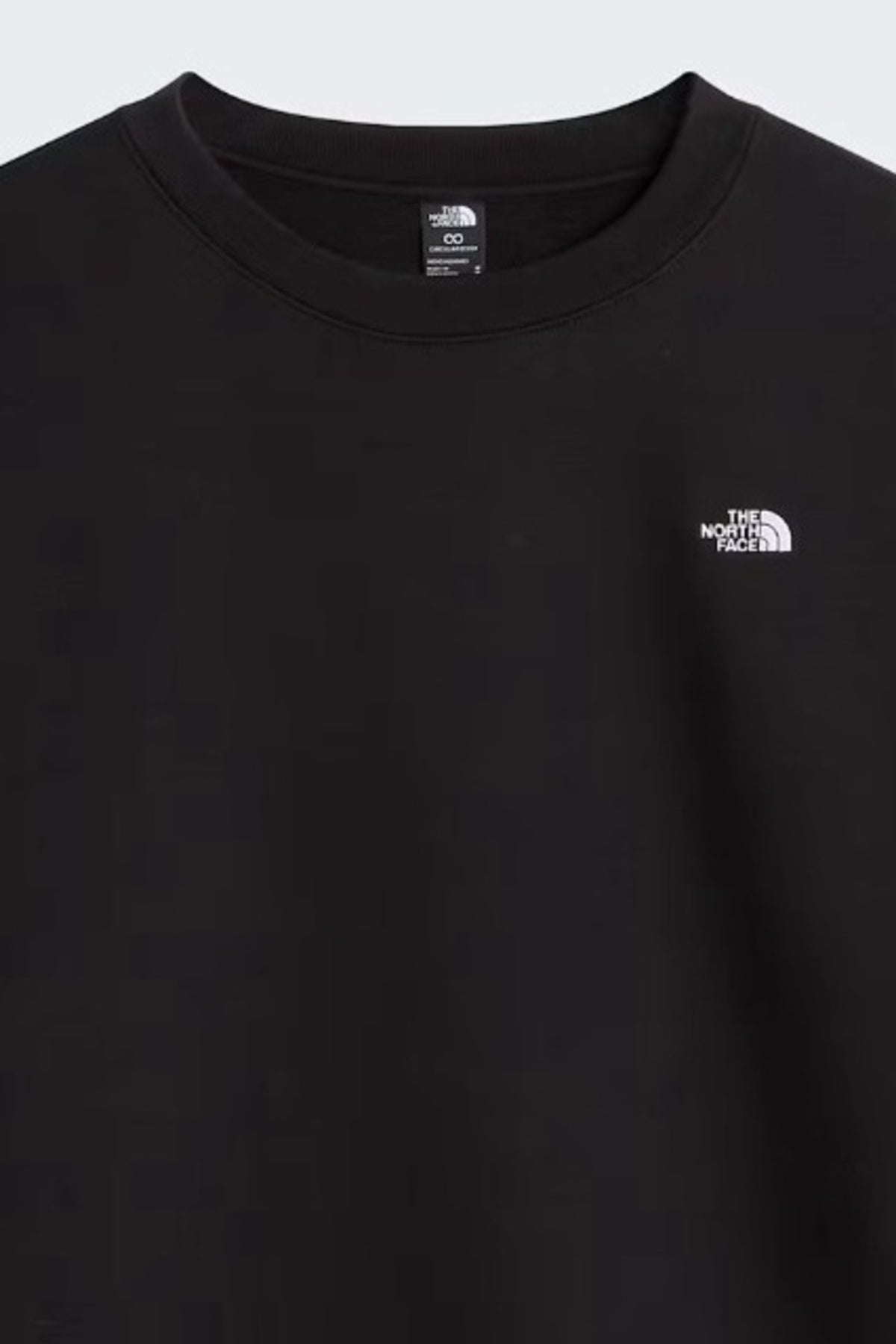THE NORTH FACE M ESS SD RLX CREW en color   (3)