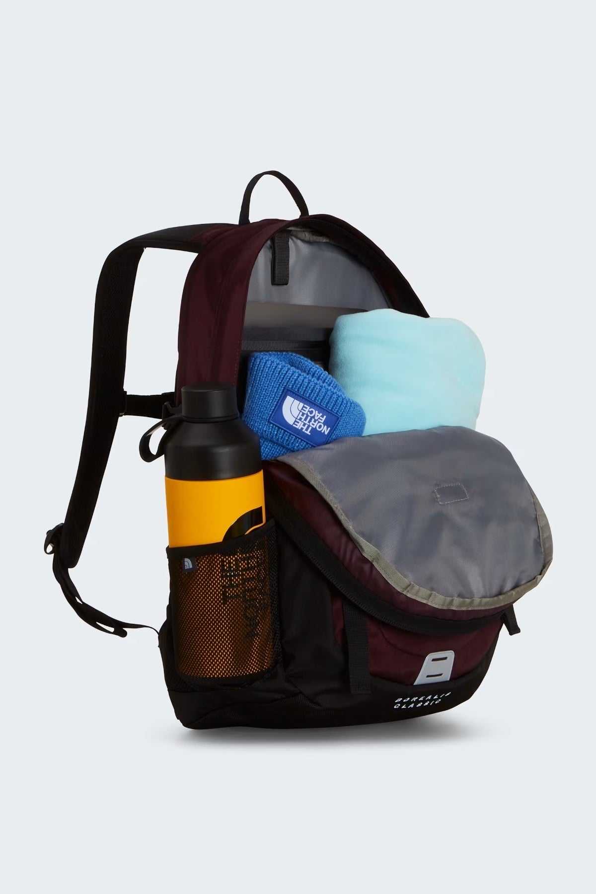 THE NORTH FACE BOREALIS CLASSIC BKP en color BURDEOS  (3)