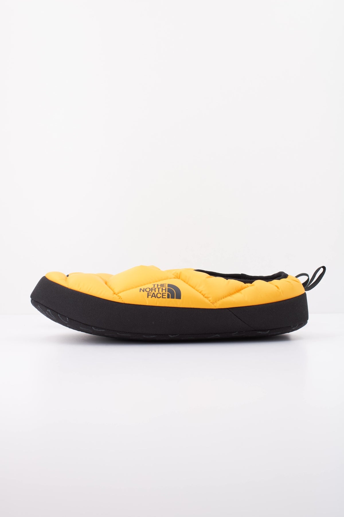 THE NORTH FACE NSE TENT MULE IV en color AMARILLO  (1)