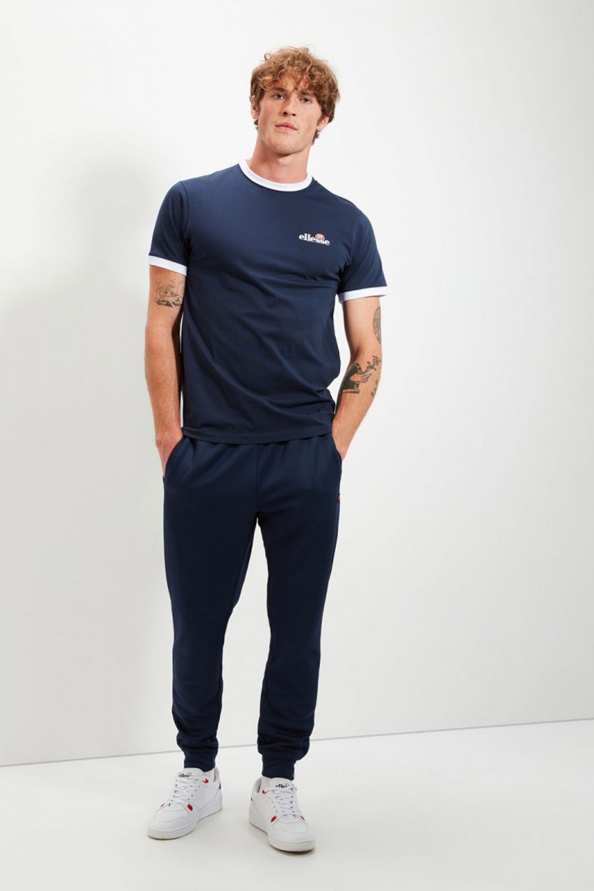 ELLESSE MEDUNO TEE en color AZUL  (4)