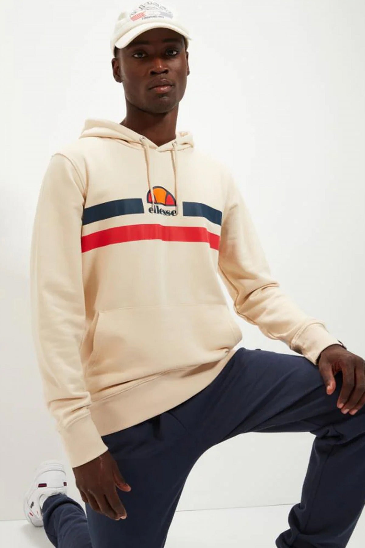 ELLESSE ALRONI OH HOODY en color BEIS  (3)