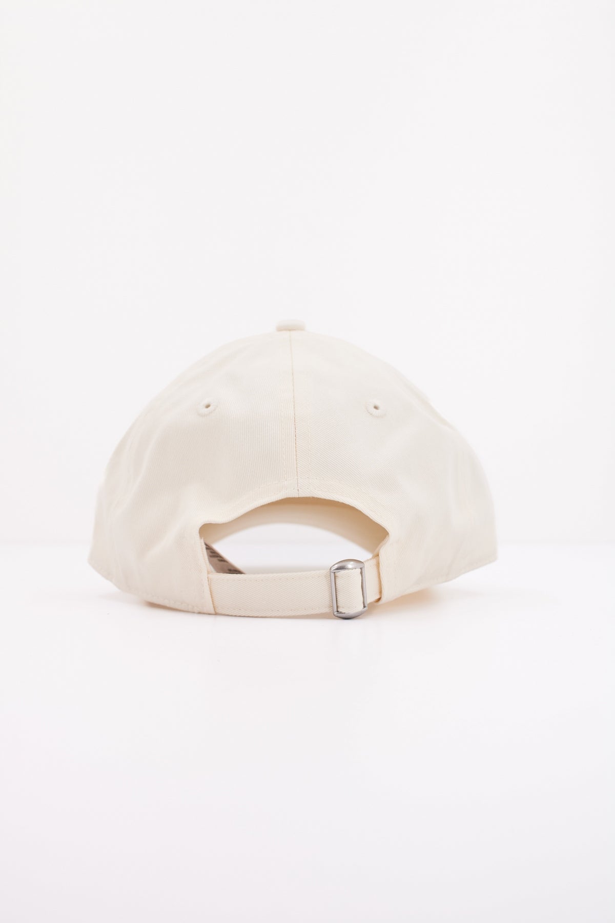 ELLESSE CADEZO CAP en color BLANCO  (3)
