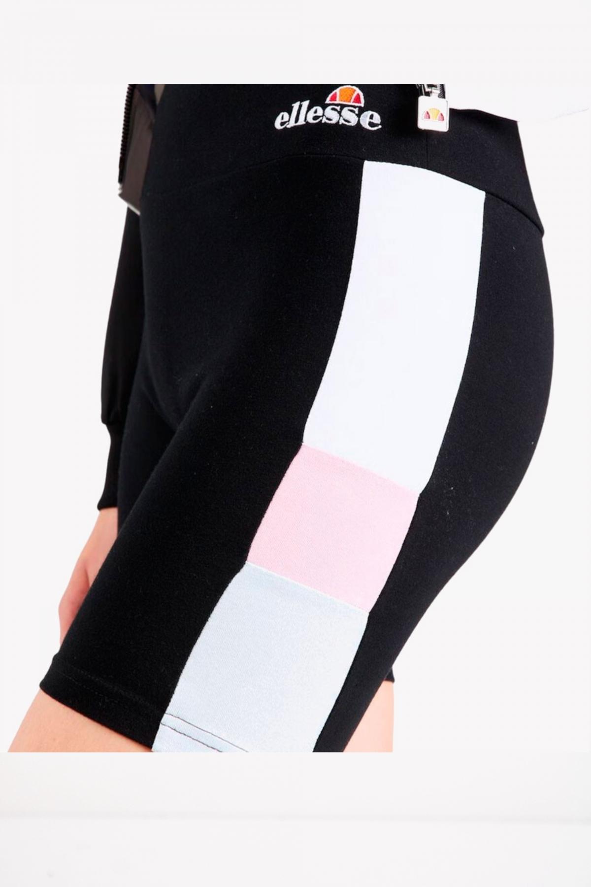 ELLESSE SIENNOS SHORT en color NEGRO  (2)