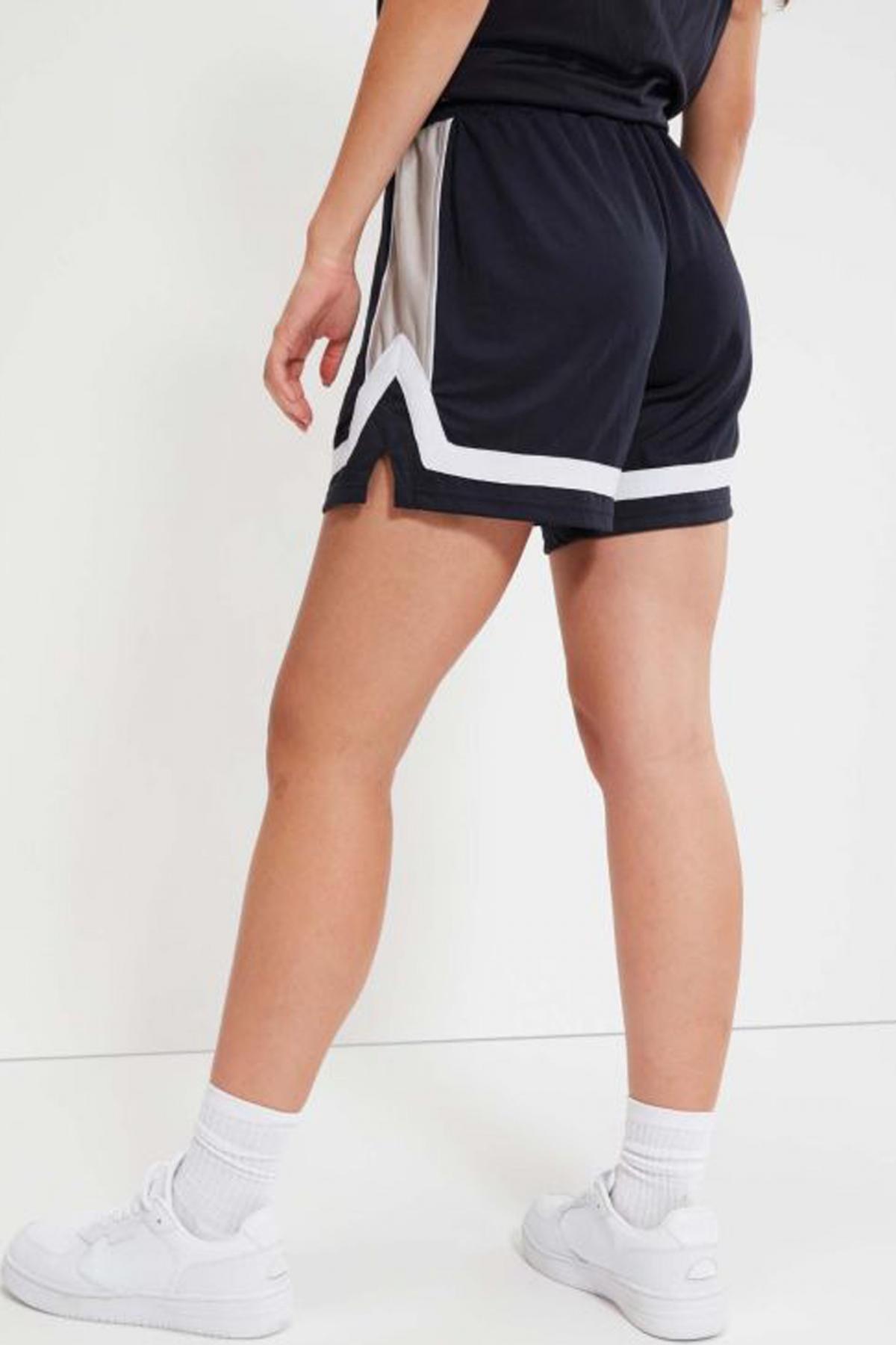 ELLESSE BENIGNA SHORT en color AZUL  (2)