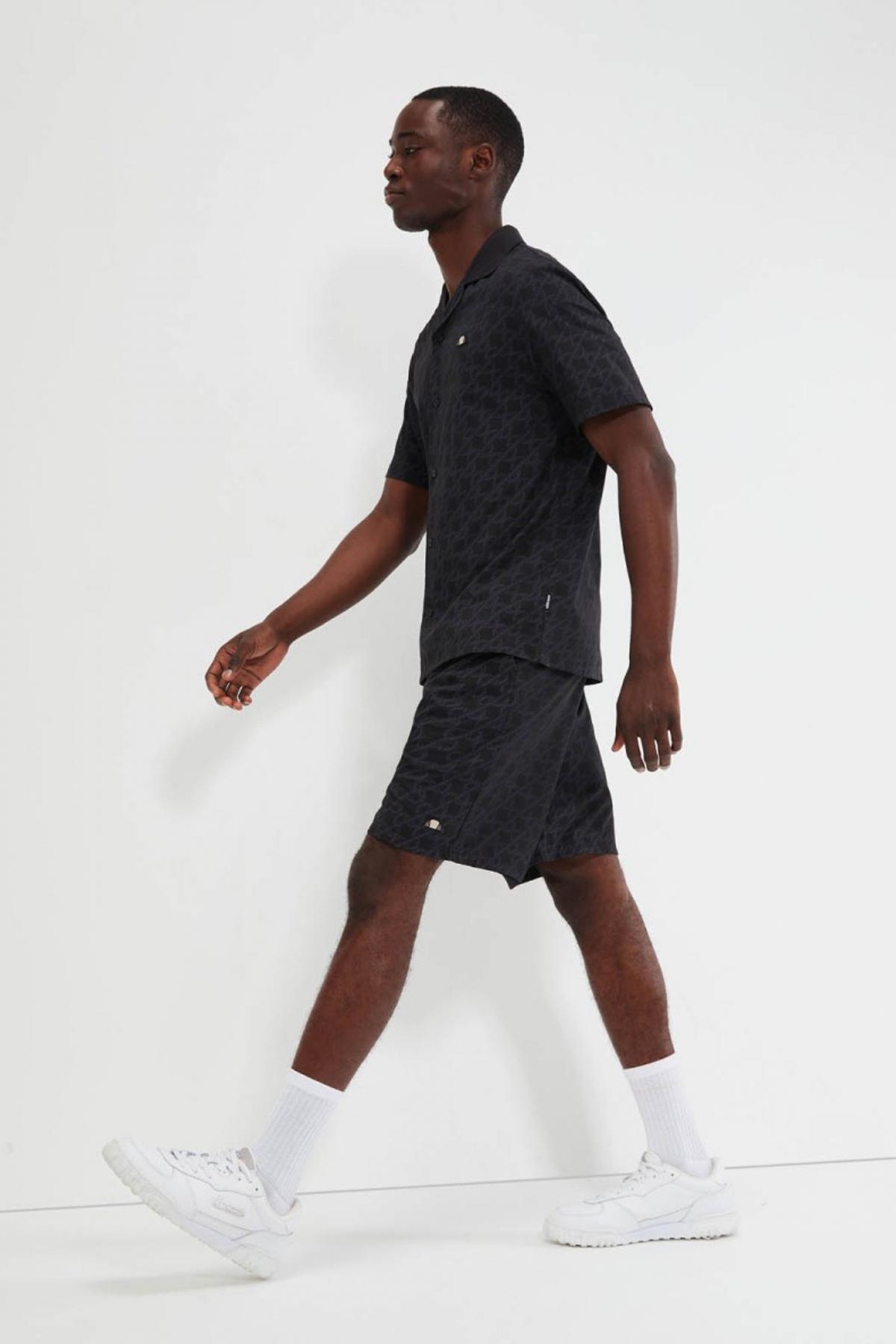 ELLESSE ALENZO SHORT  INCH en color NEGRO  (4)