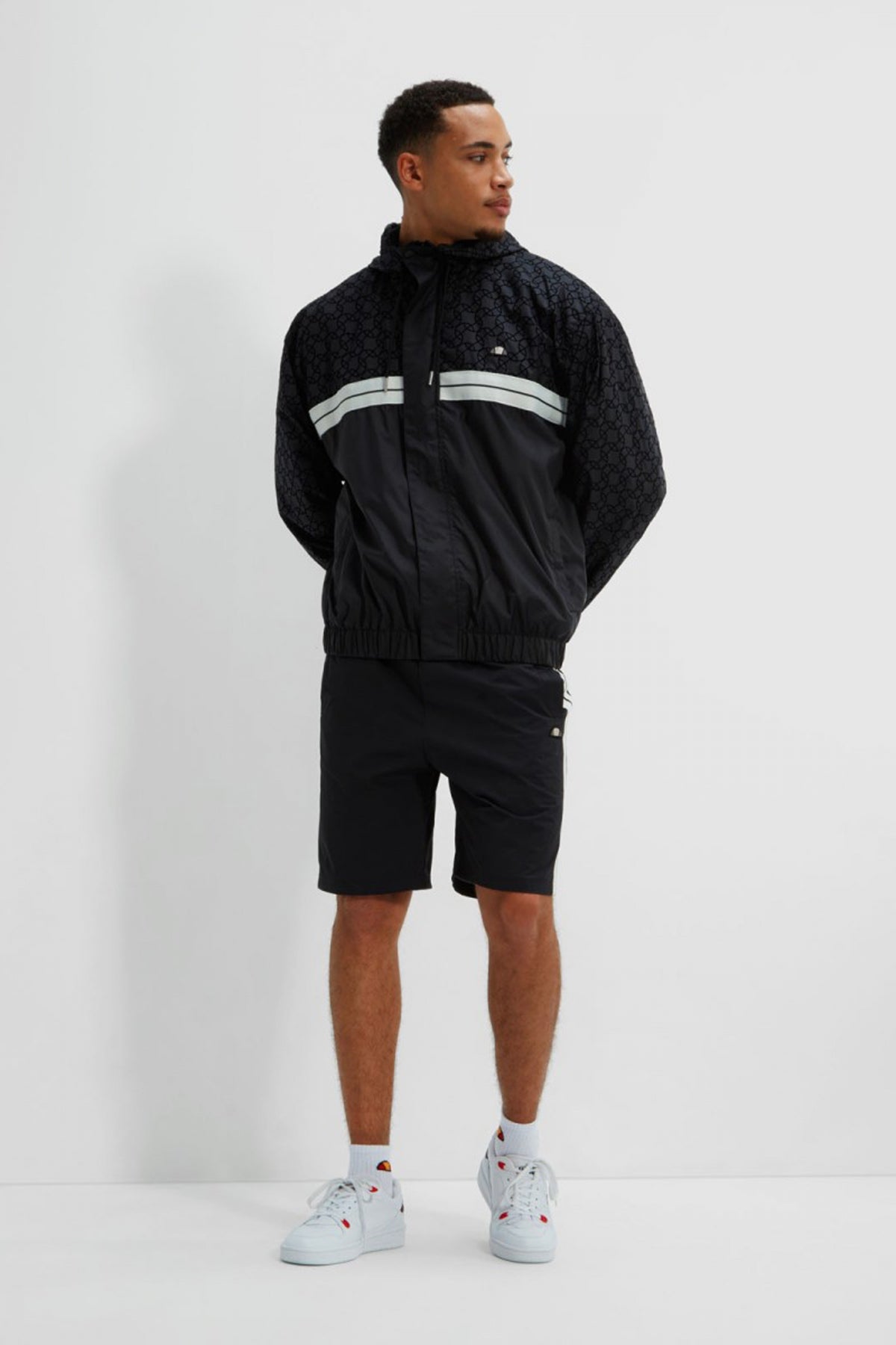 ELLESSE TREZI JACKET en color NEGRO  (3)