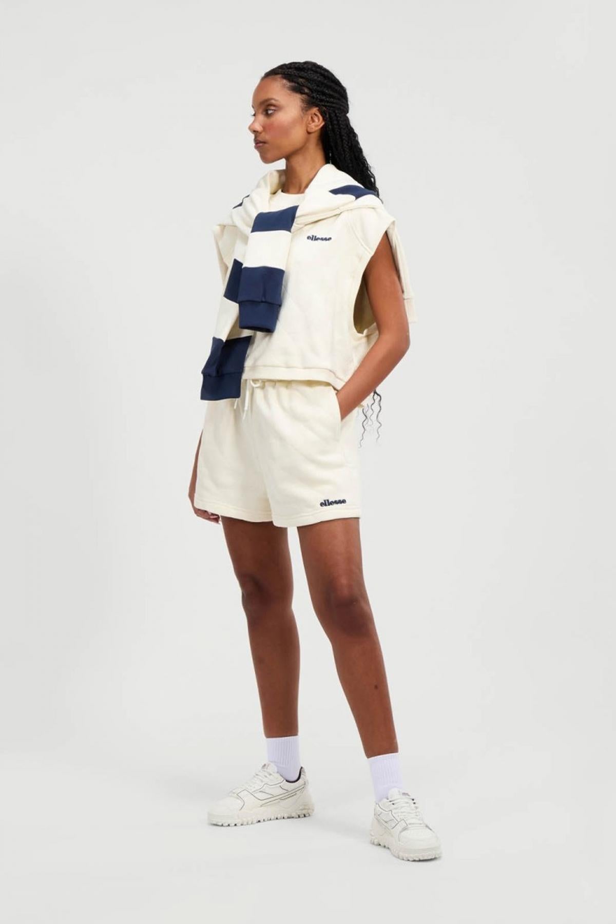 ELLESSE PANNACO SHORT en color BLANCO  (4)