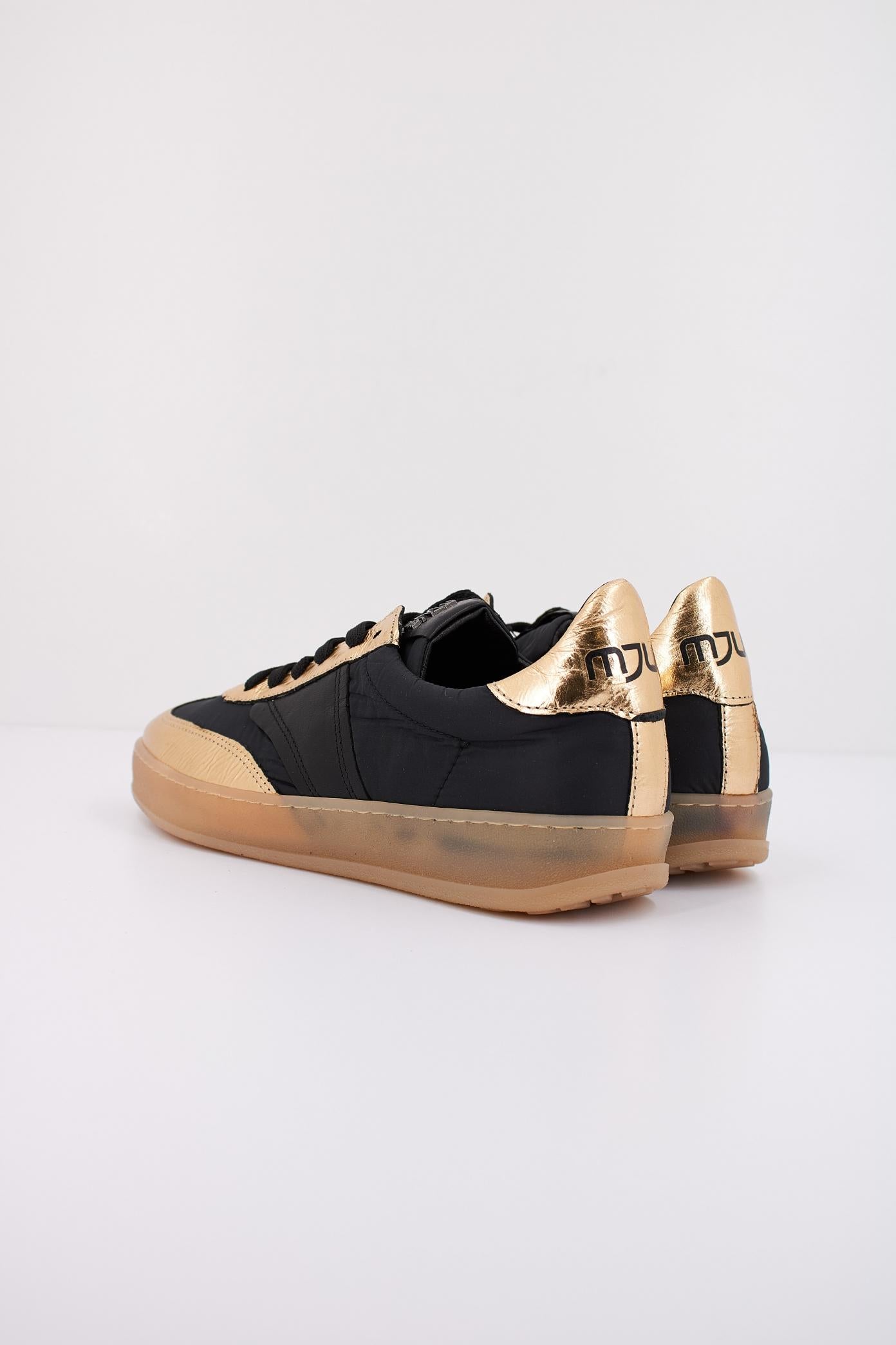 MJUS T en color ORO  (4)