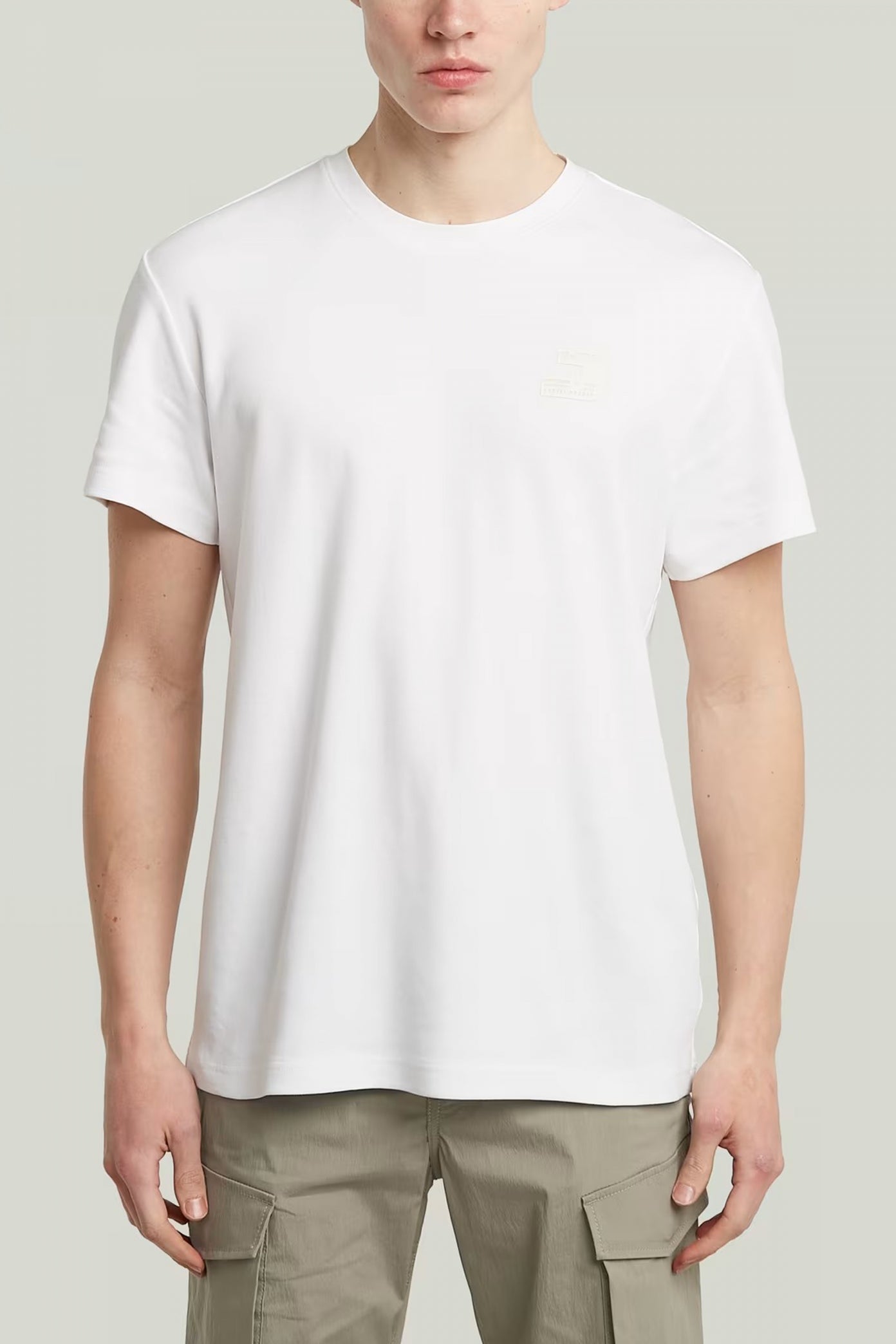 G-STAR CHEST LOGO RT en color BLANCO  (1)