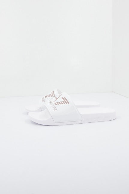 EMPORIO ARMANI XCPO en color BLANCO  (3)
