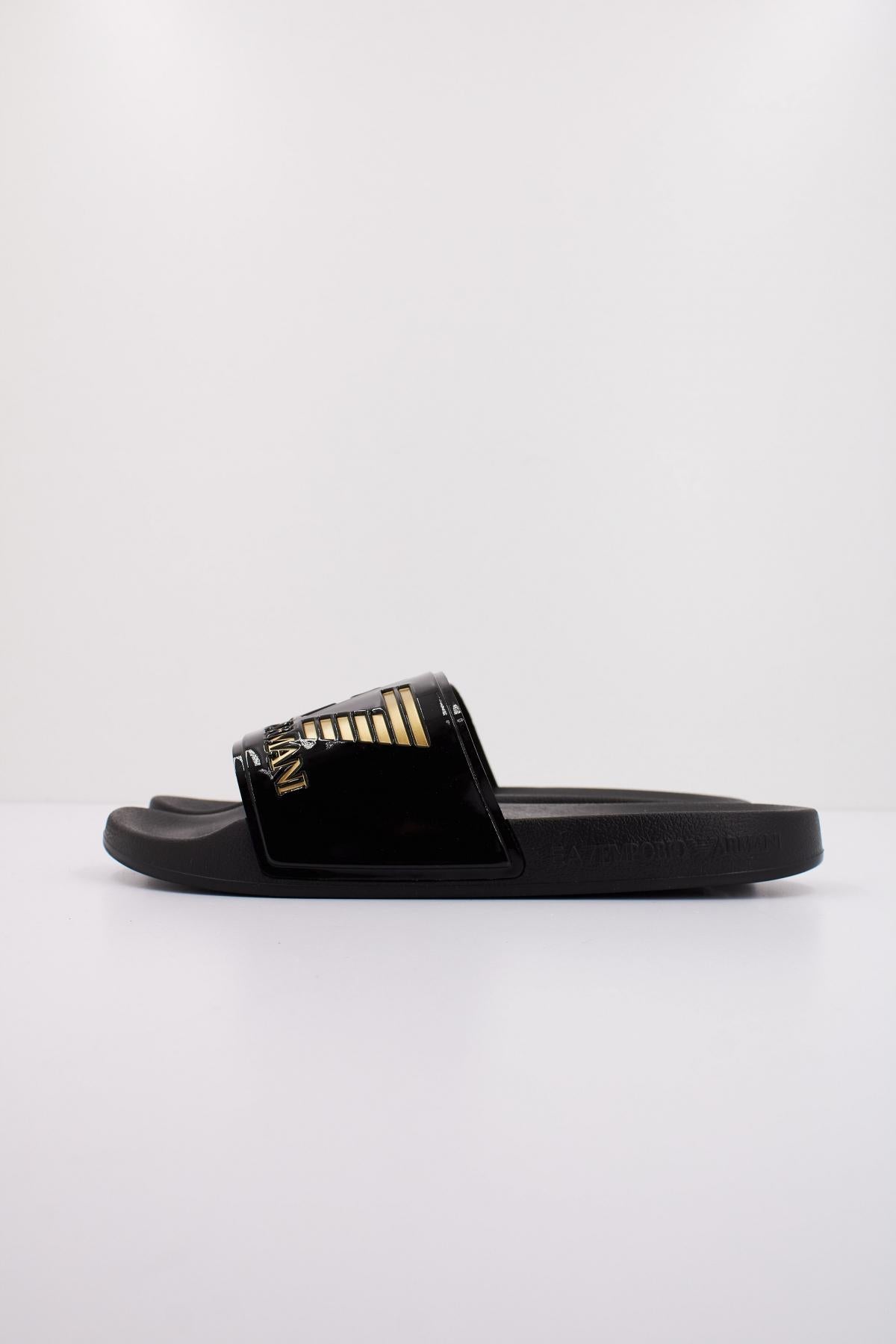 EMPORIO ARMANI SCARPE BEACHWEAR en color NEGRO  (1)