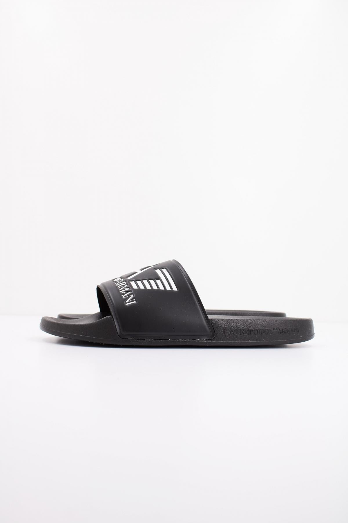 EMPORIO ARMANI SCARPE BEACHWEAR en color NEGRO  (1)